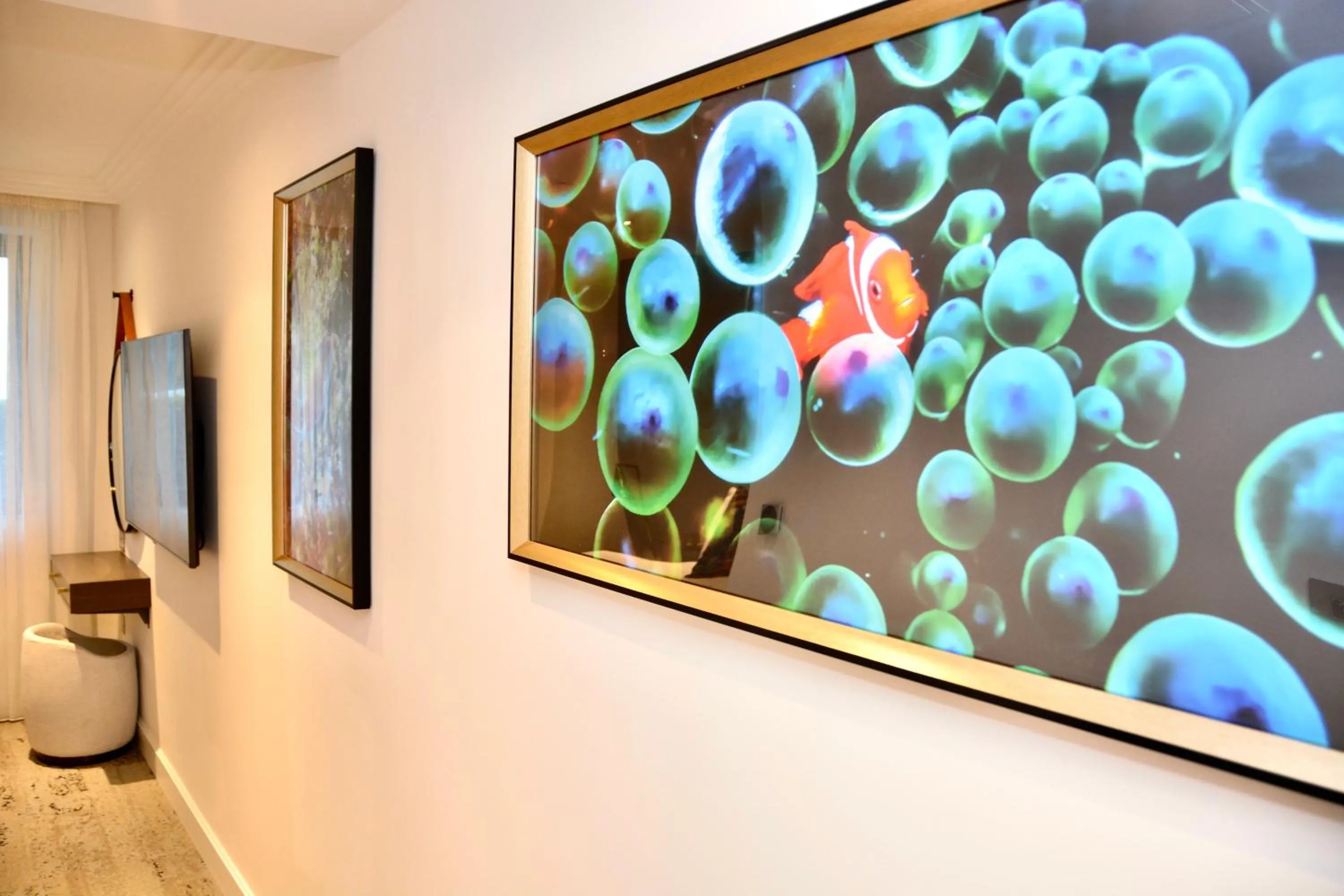 TV and multimedia in Sanctum Regent's Park