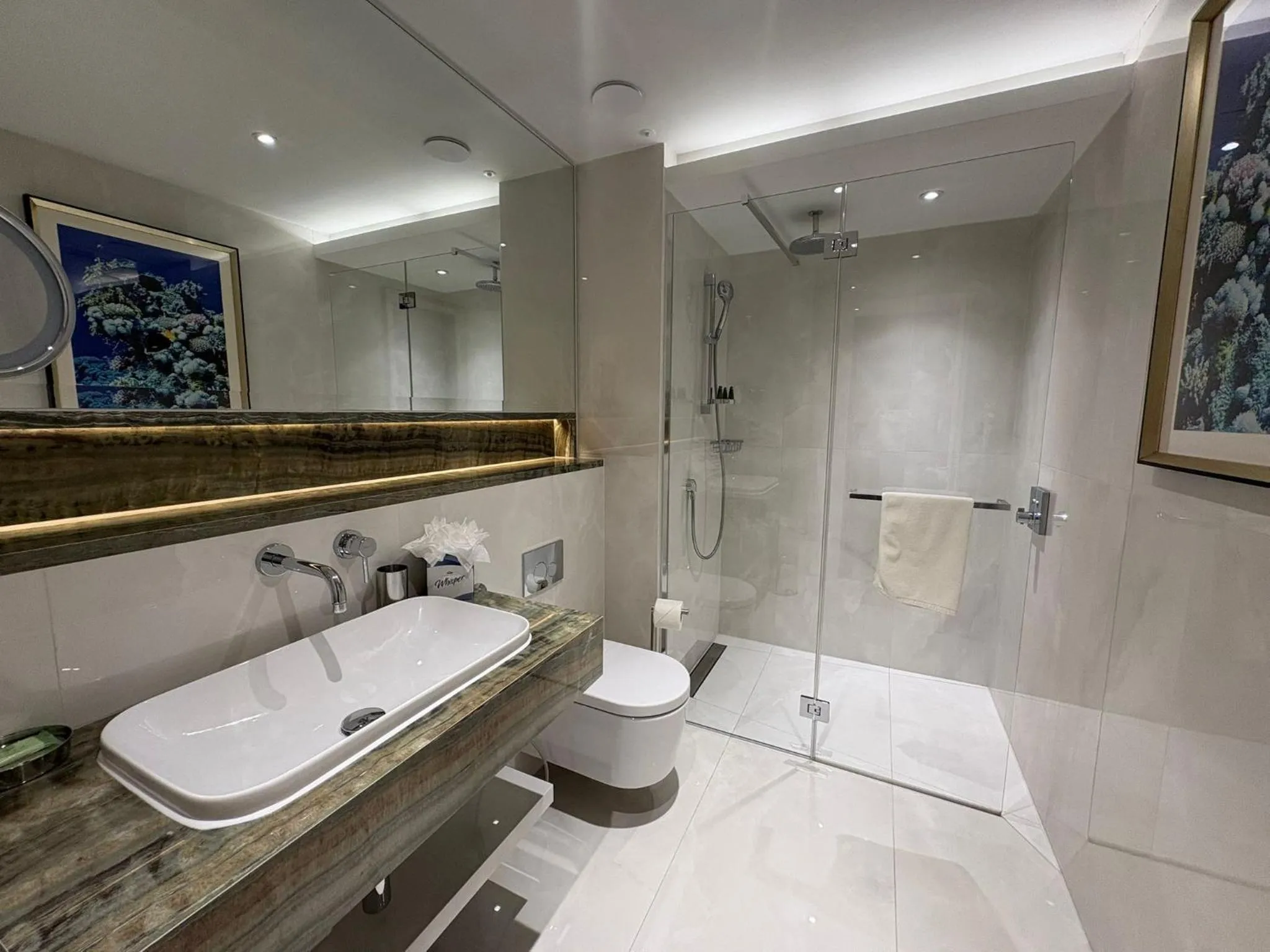 Shower in Sanctum Regent's Park