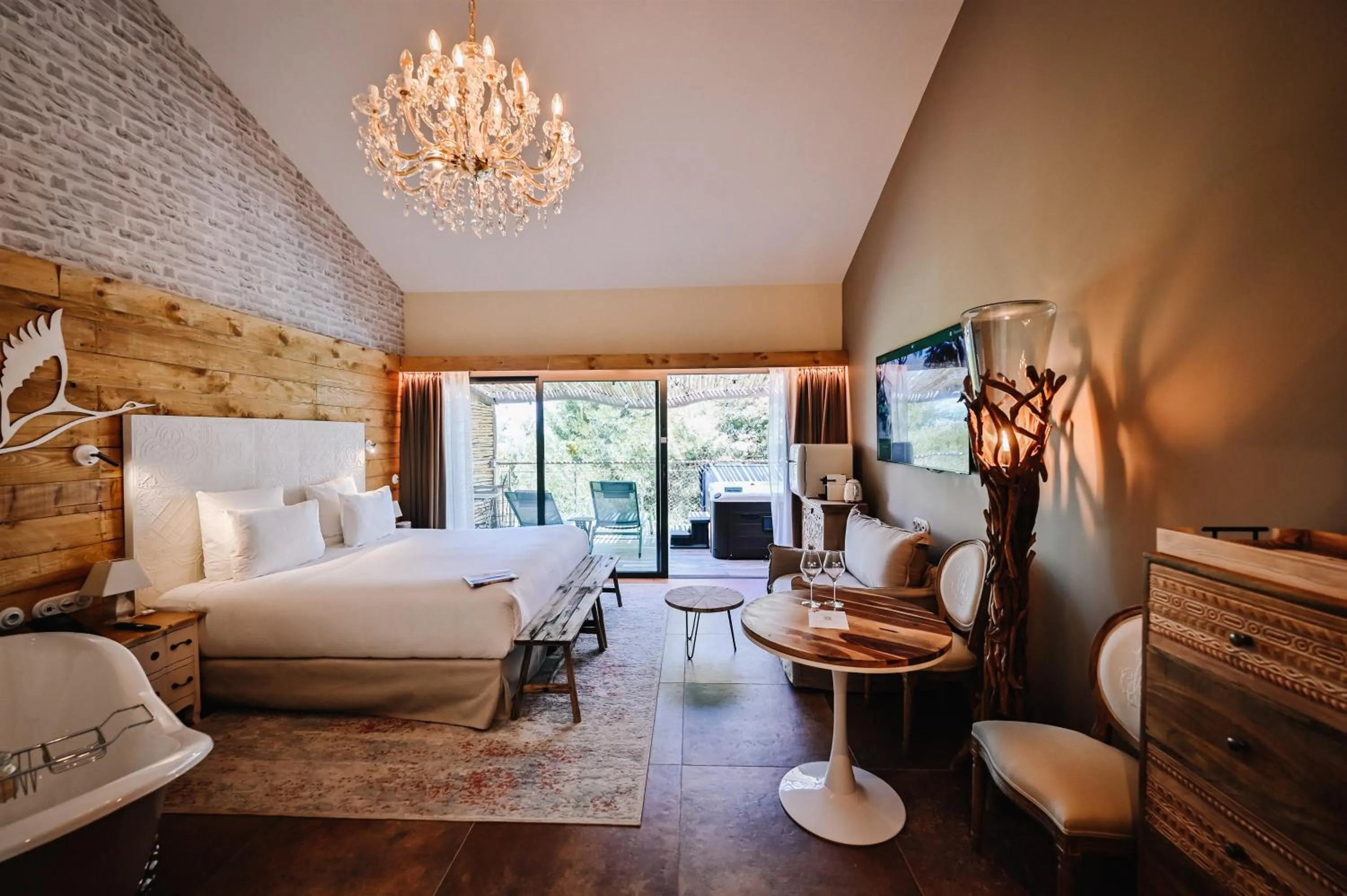 Bed in Le Hameau Des Pesquiers Ecolodge & Spa, Curio Collection By Hilton