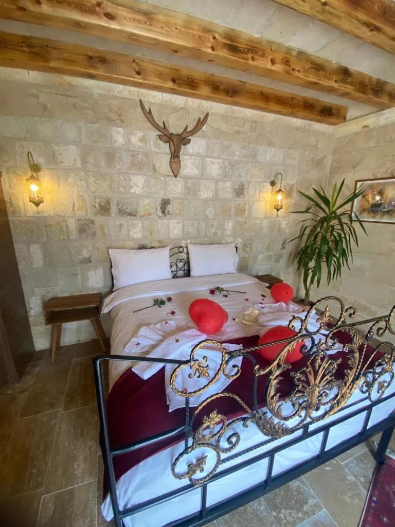 Bed in Lavinia Cappadocia Cave