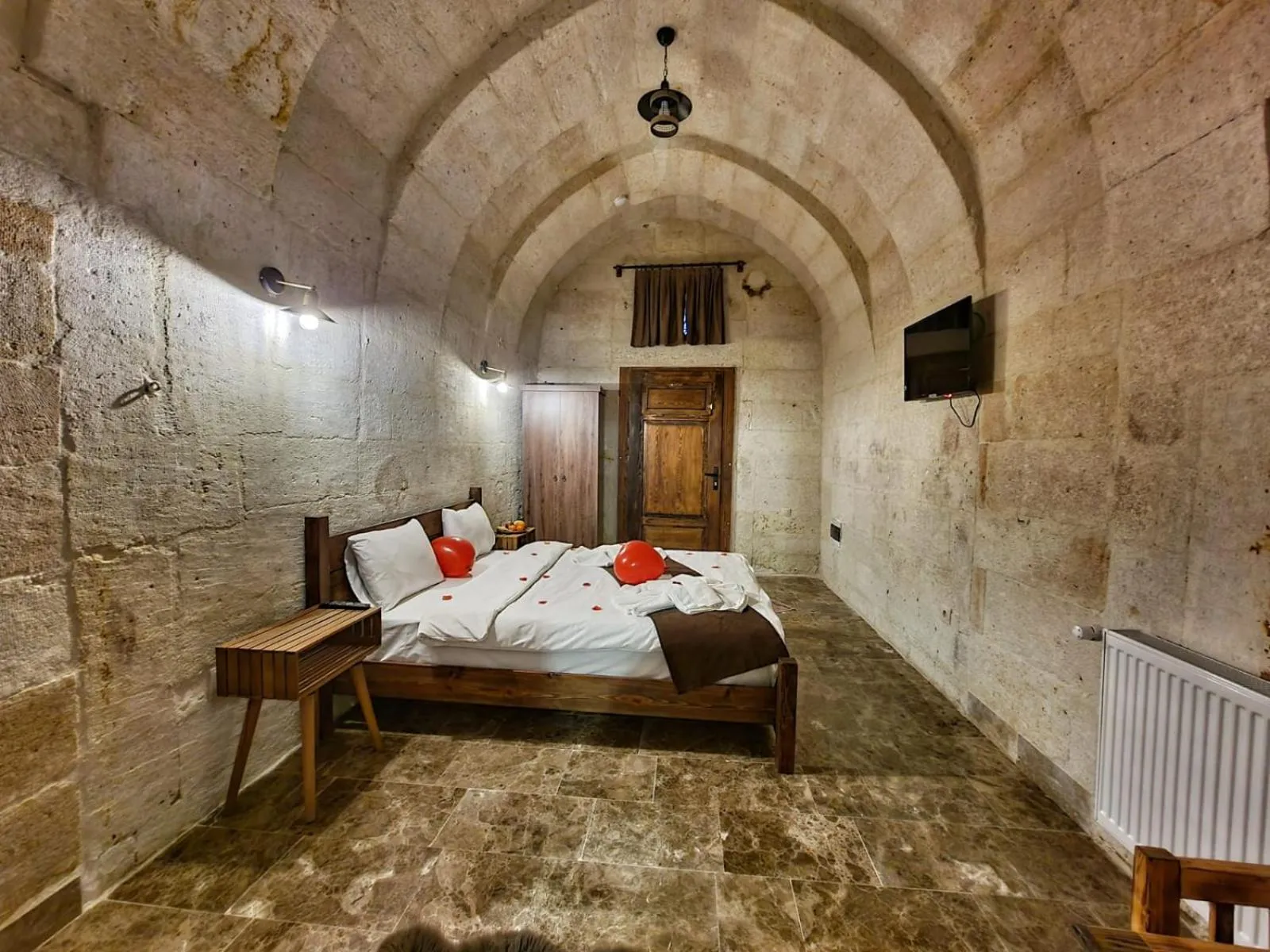 Bed in Lavinia Cappadocia Cave