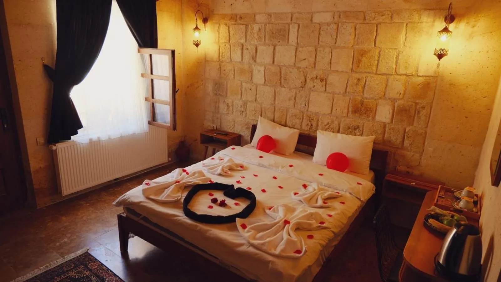 Bed in Lavinia Cappadocia Cave