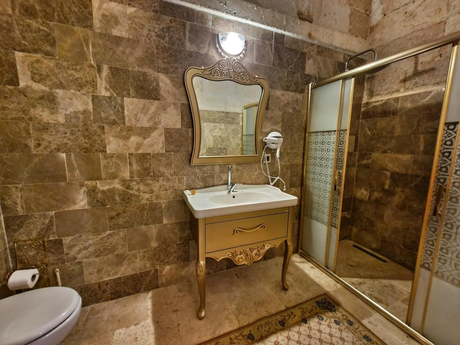 Lavinia Cappadocia Cave