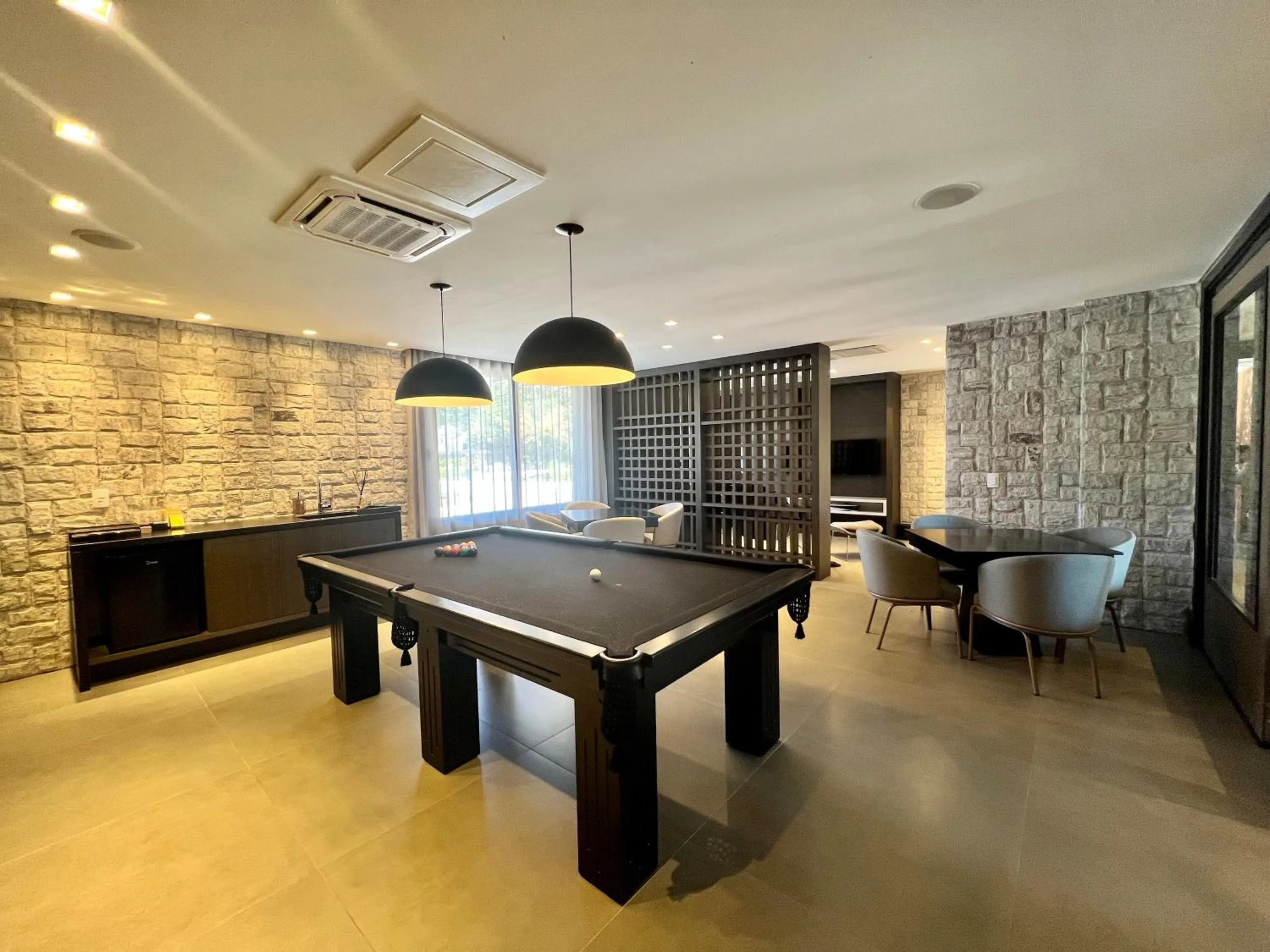 Game Room in Chateau Laghetto Collection Oficial