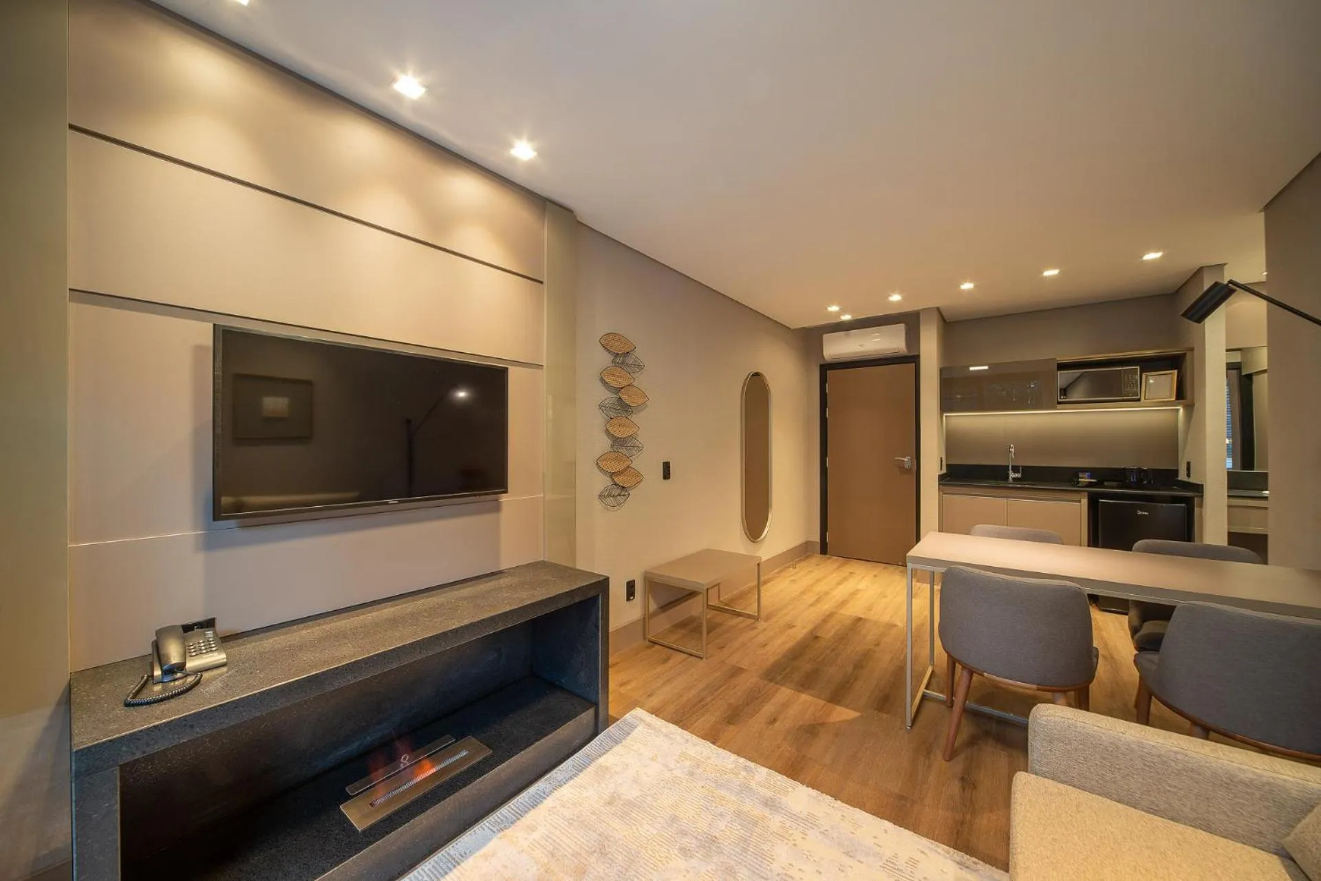 Photo of the whole room in Chateau Laghetto Collection Oficial