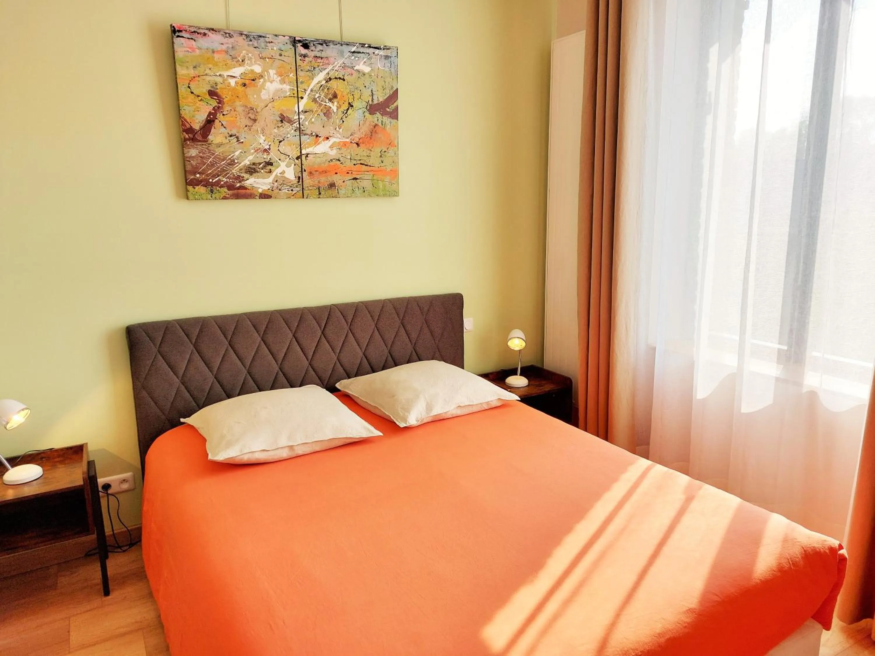 Bedroom, Bed in LES JACQUEMARTS NORMANDS Maison d'hôtes - Guesthouse