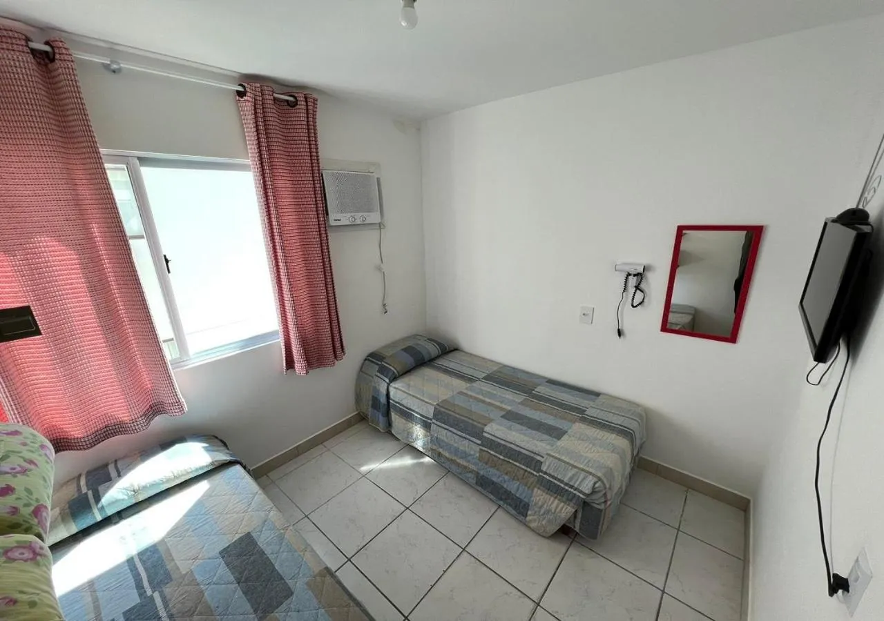 Bedroom, Bed in Pousada Louise