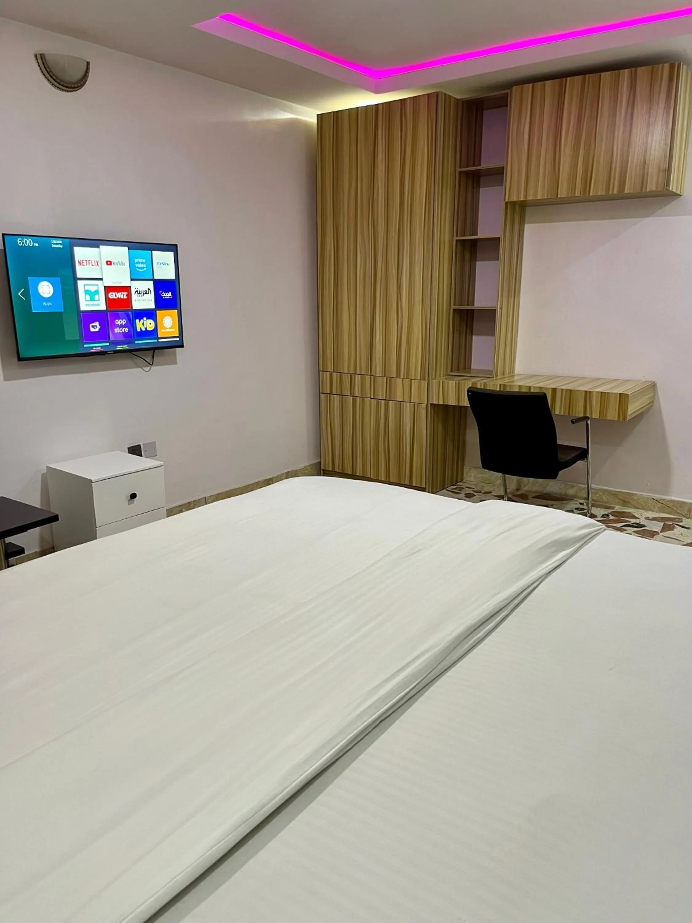 Weena Hotel & Resort