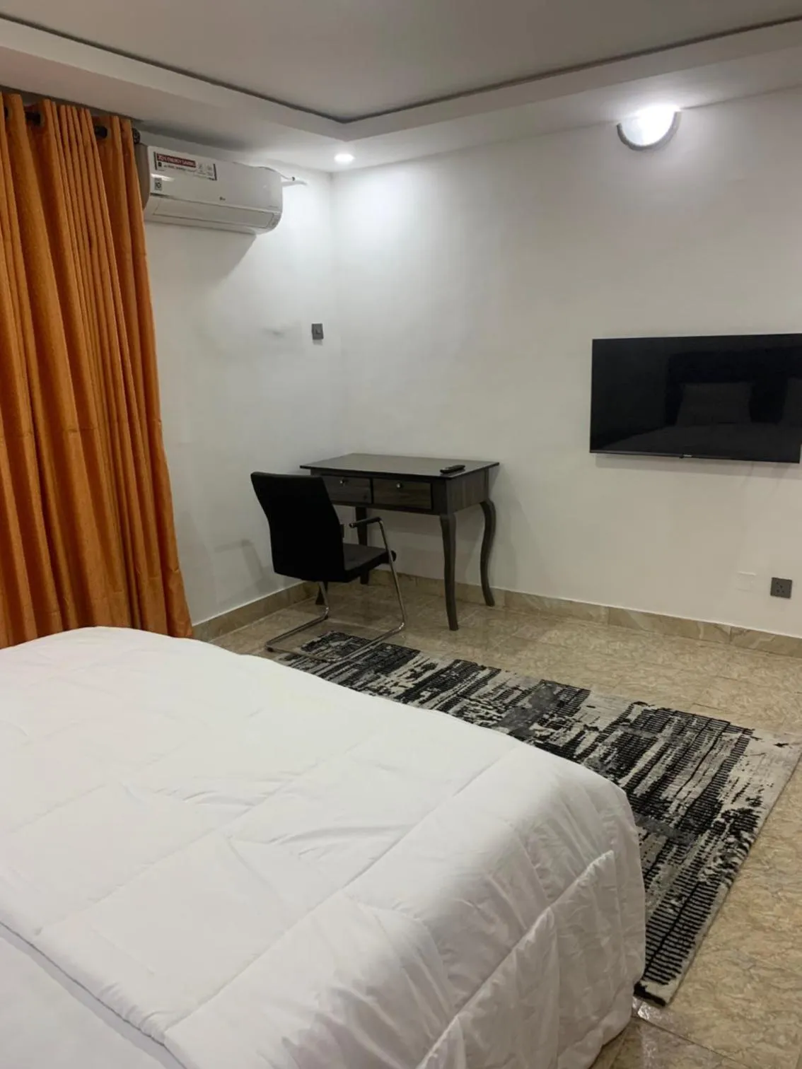 Weena Hotel & Resort