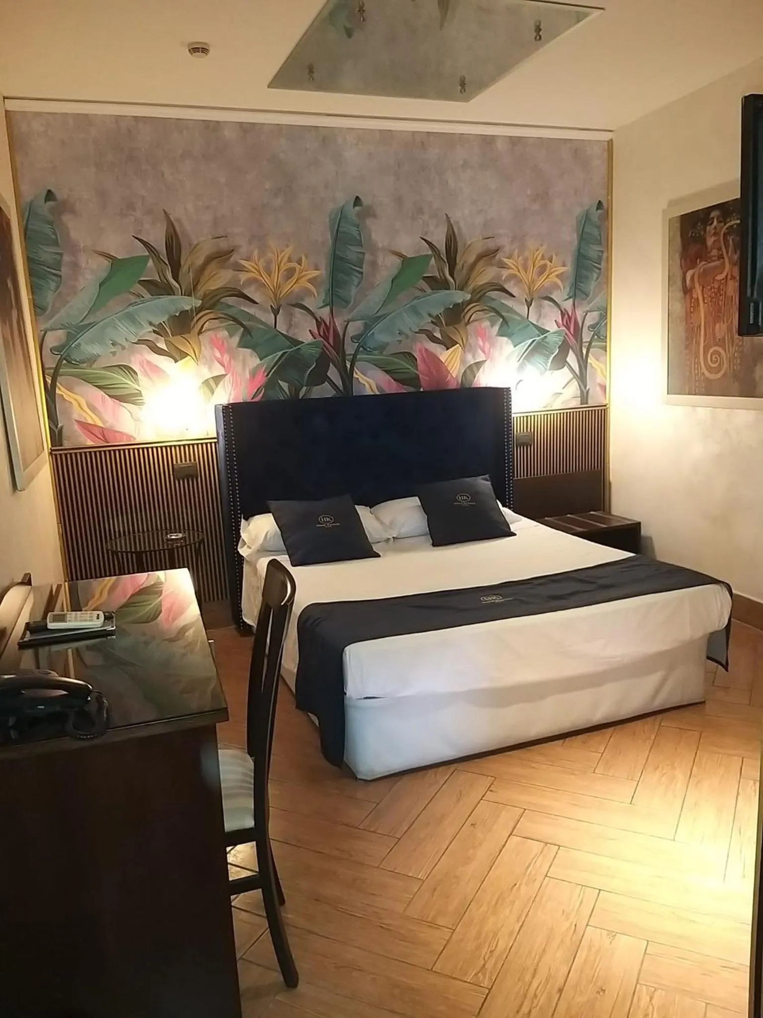 Bed in Hotel Kursaal