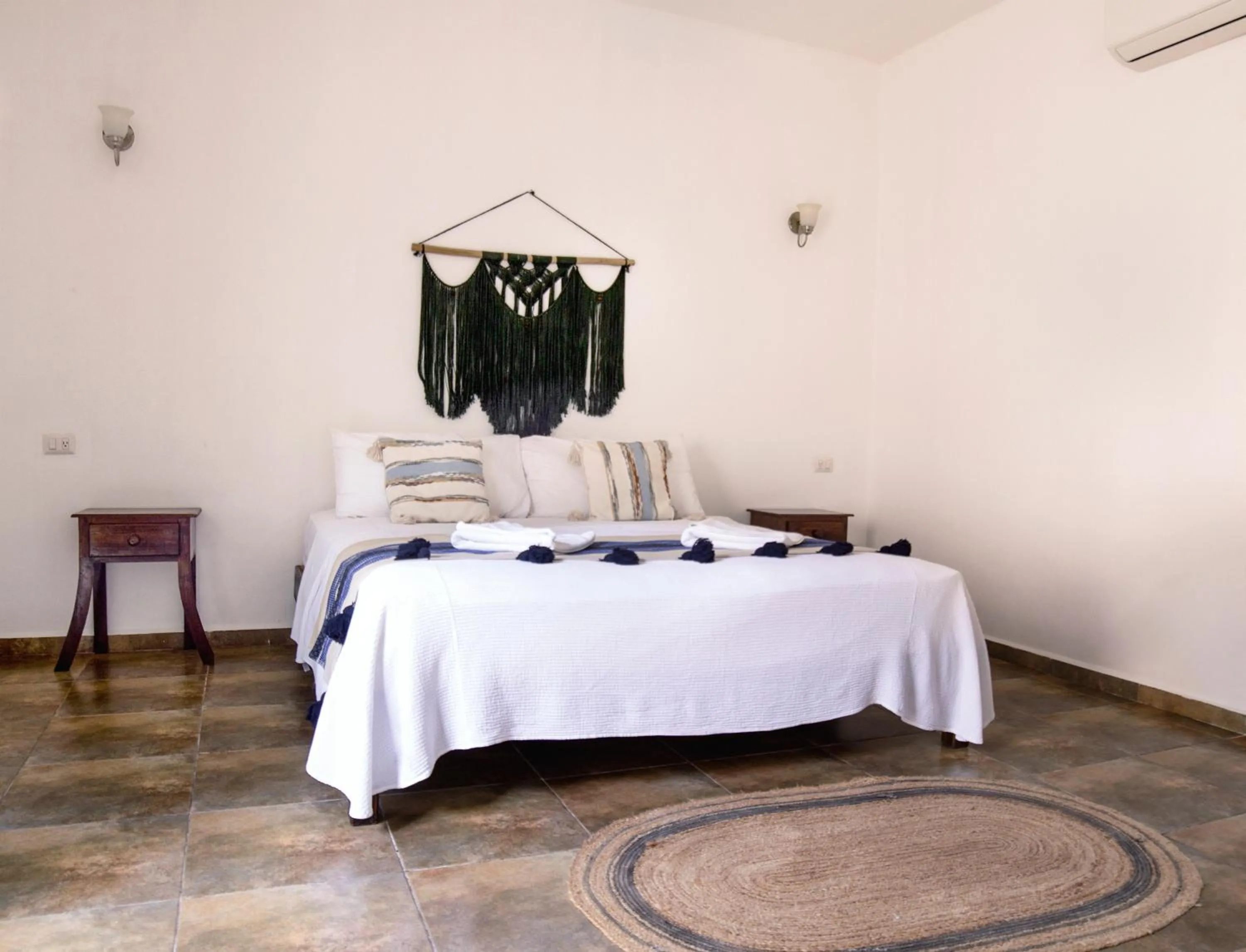 Bed in hotel stella maris tulum