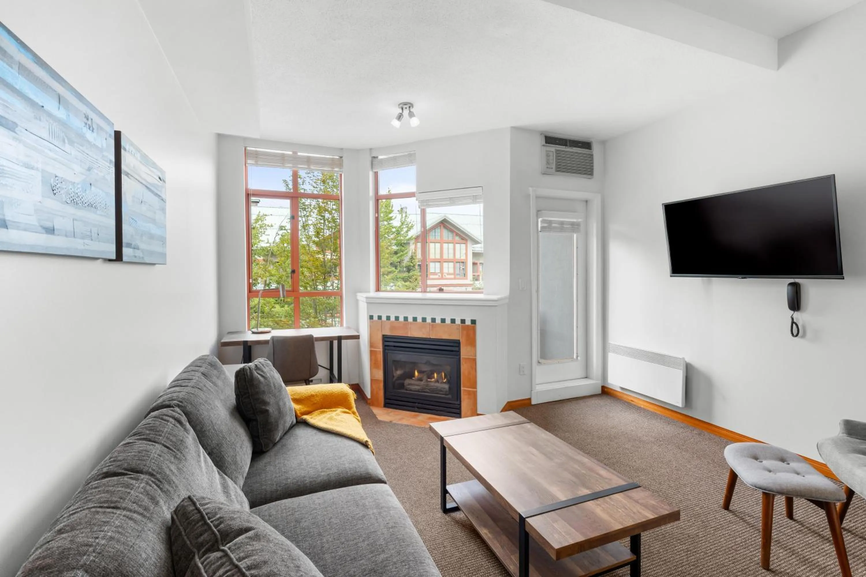 Alpenglow Lodge Family & Work Retreat by MVA