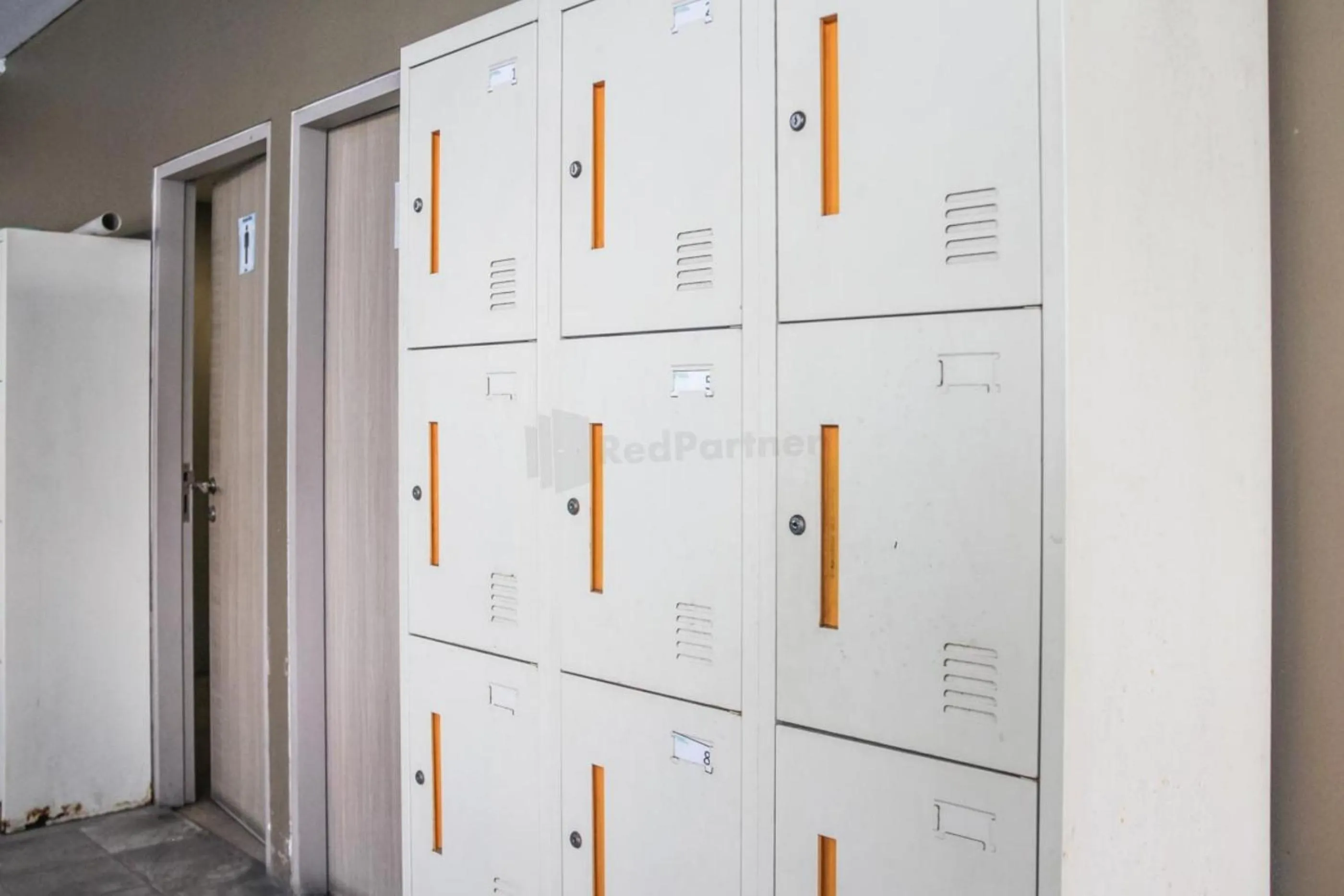 Property building in RedLiving Apartemen Paradise Mansion - Gunawan