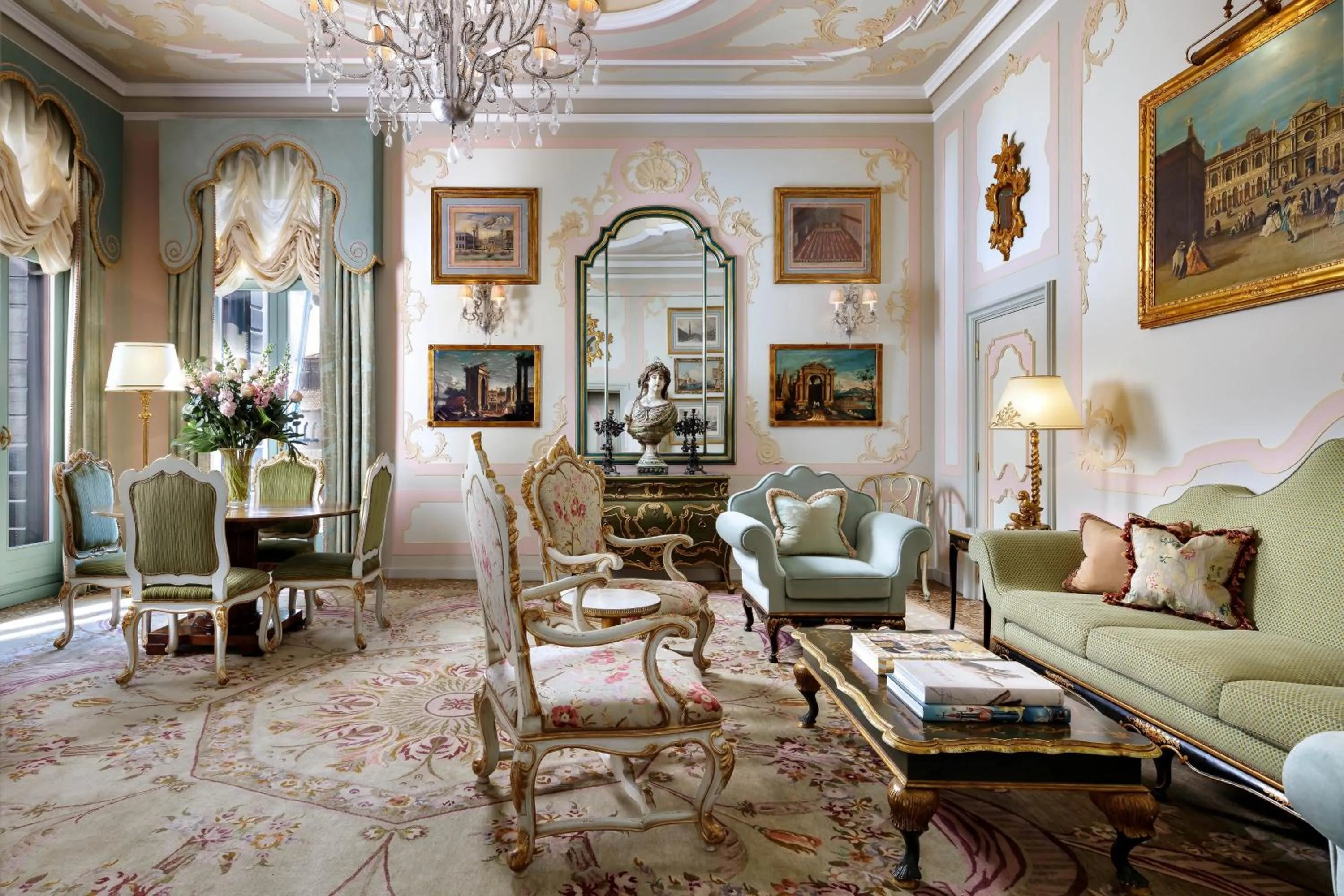 Photo of the whole room in The Gritti Palace, a Luxury Collection Hotel, Venice