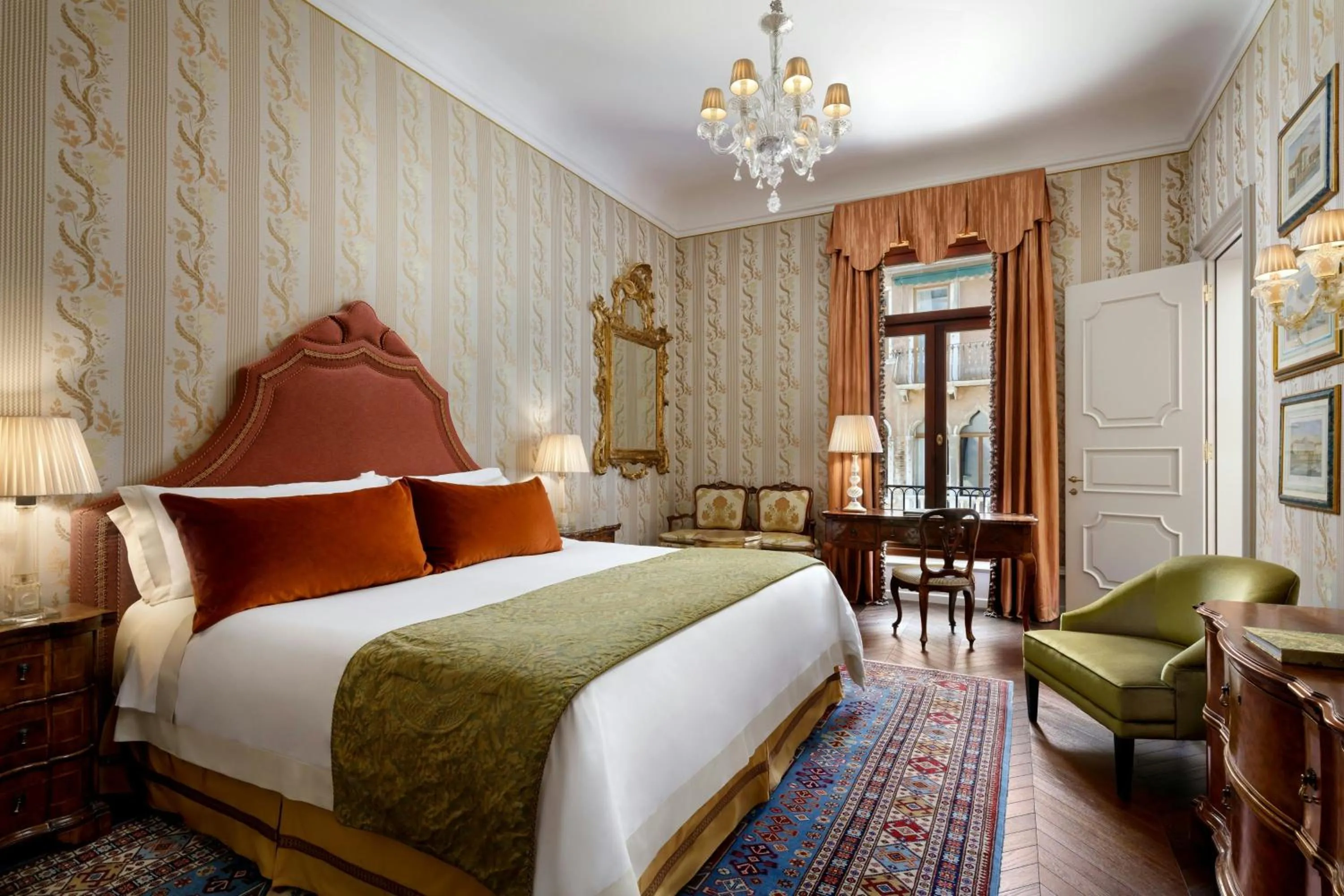Bedroom, Bed in The Gritti Palace, a Luxury Collection Hotel, Venice