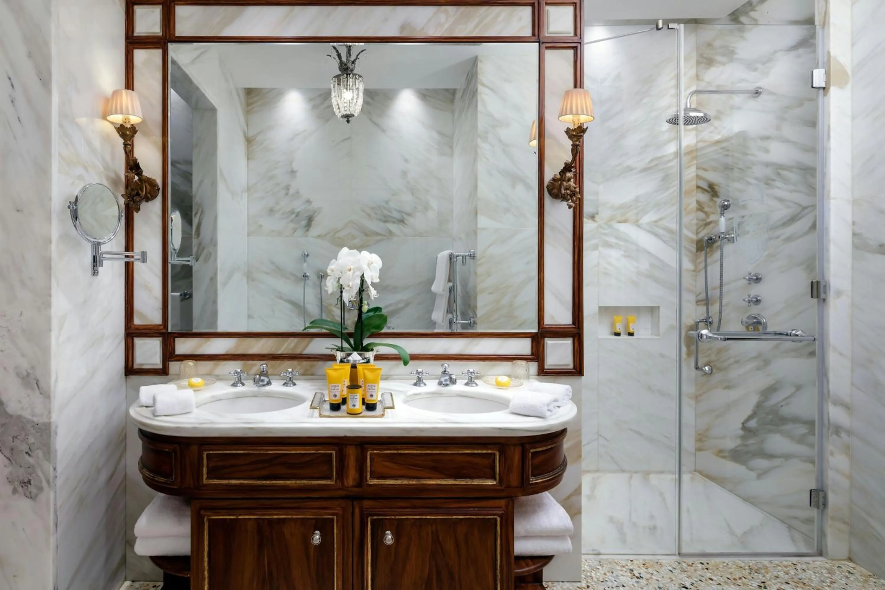 Bathroom in The Gritti Palace, a Luxury Collection Hotel, Venice