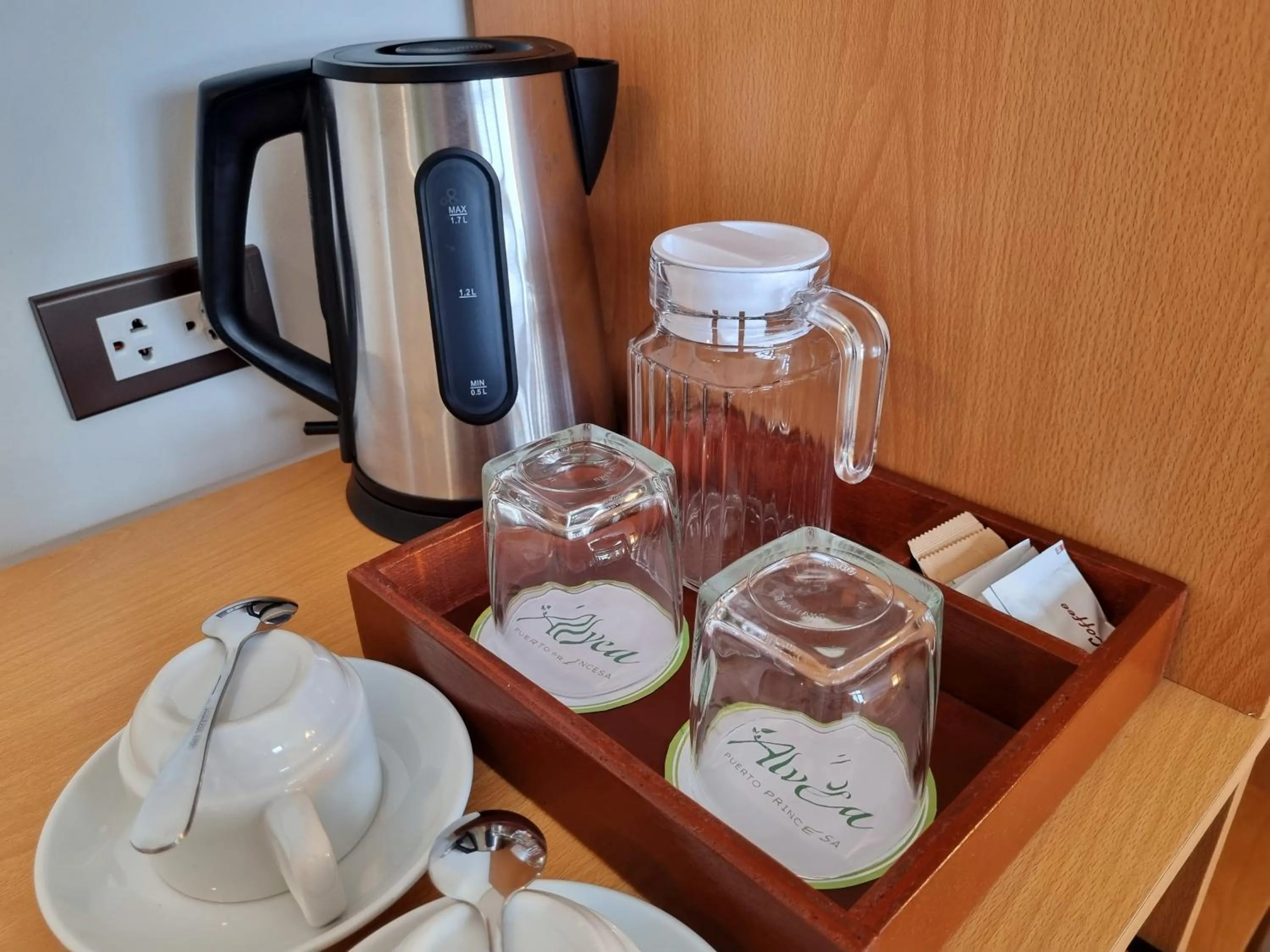 Coffee/tea facilities in ALVEA HOTEL