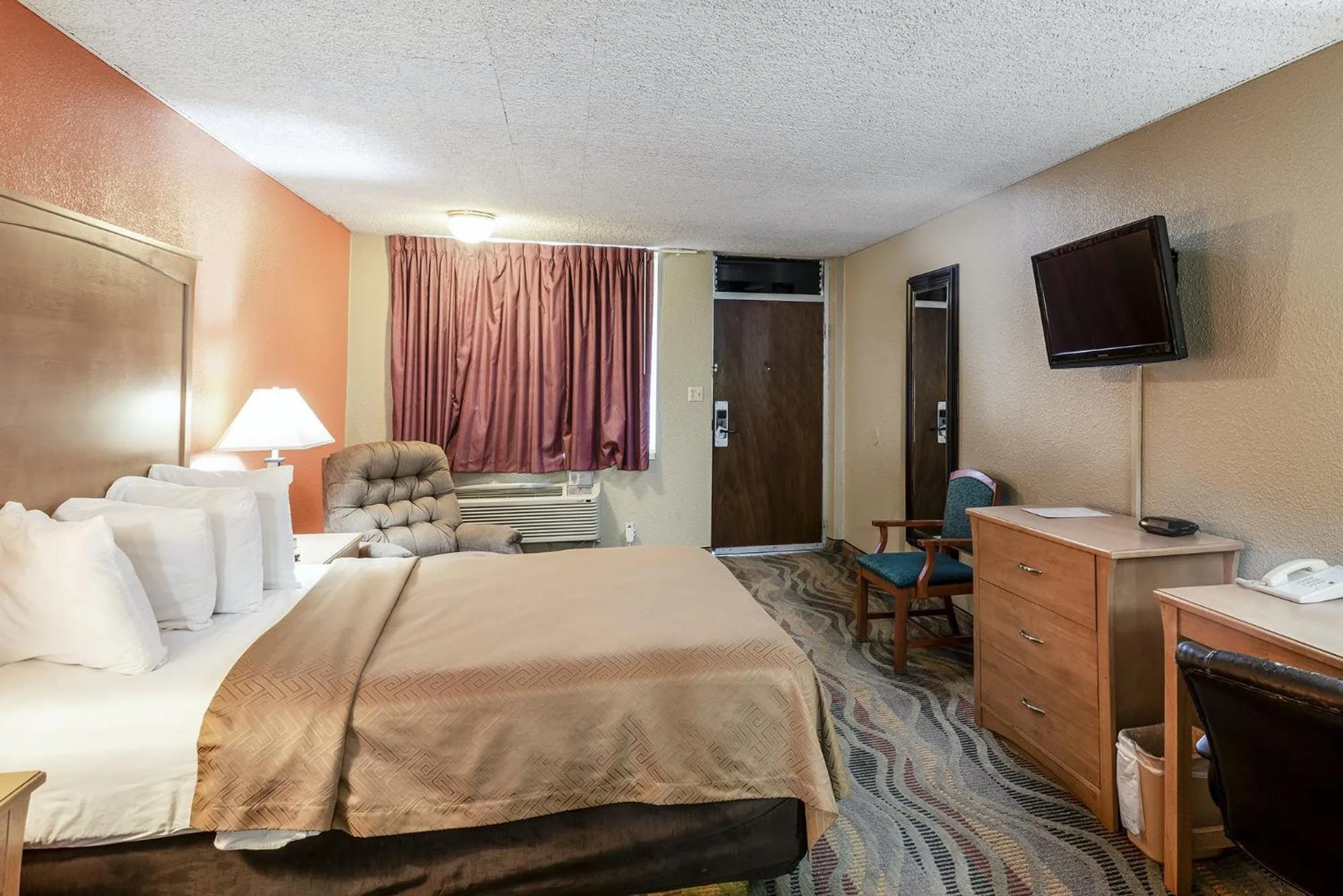 Bed in Marifah Inn Salina