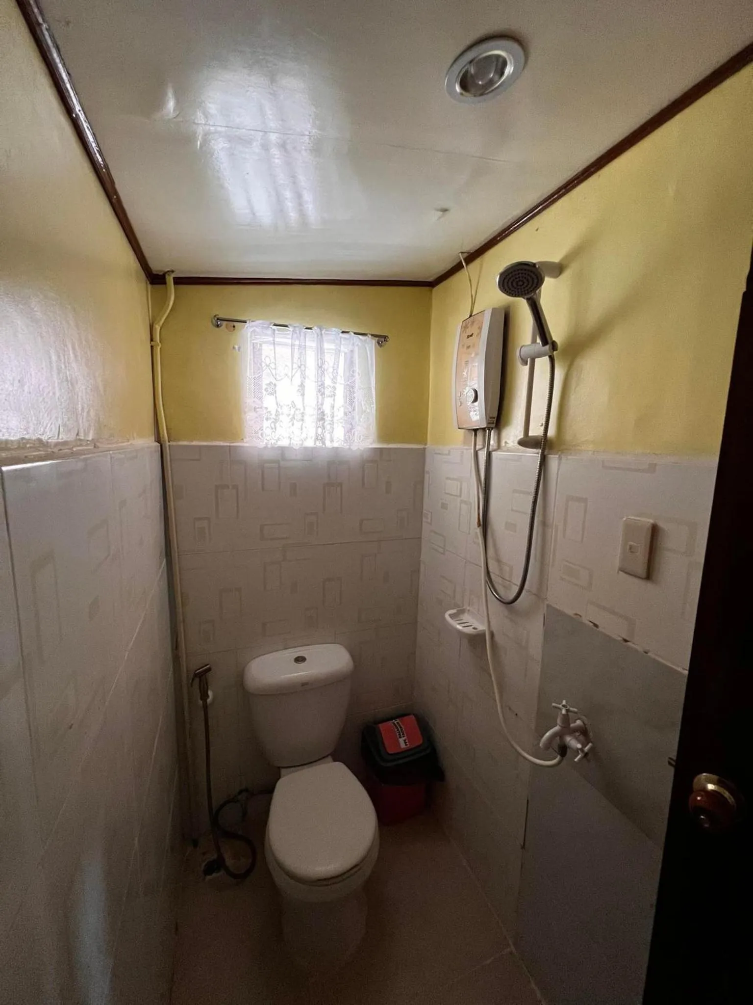 Toilet in Balay Paragua