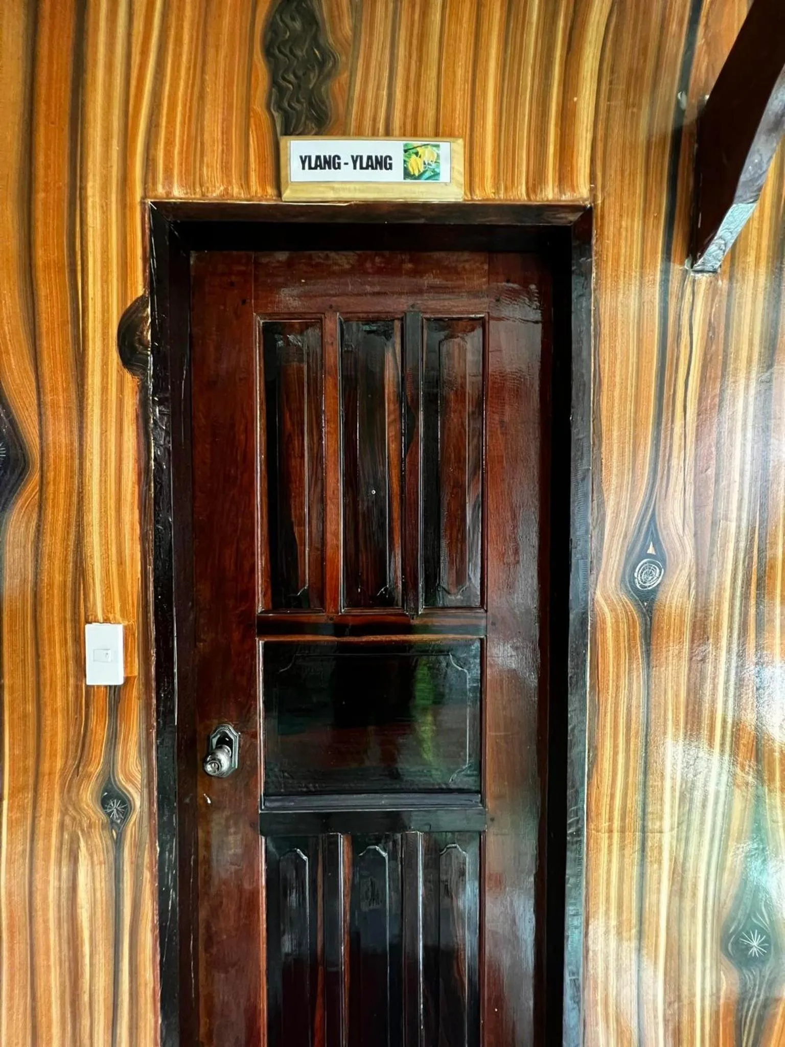 Facade/entrance in Balay Paragua