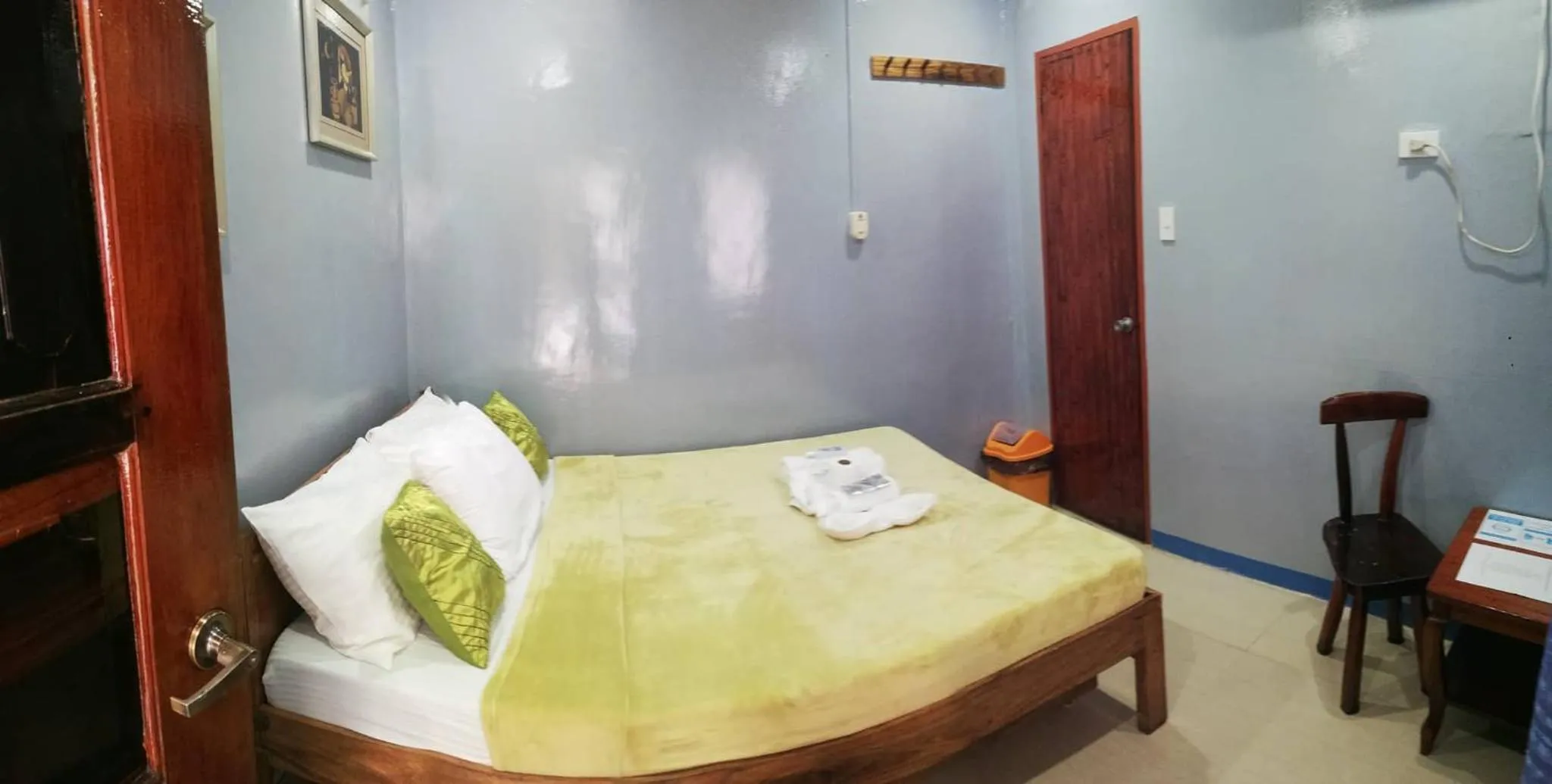 Photo of the whole room, Bed in Balay Paragua