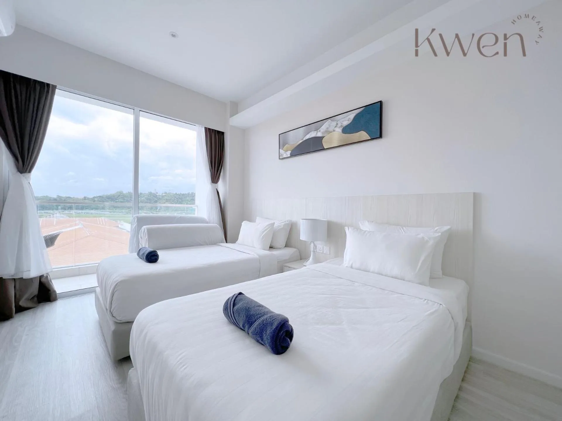 Bedroom, Bed in KWEN Suites-Tanjung Aru InfinityPool Seaview/Airport View