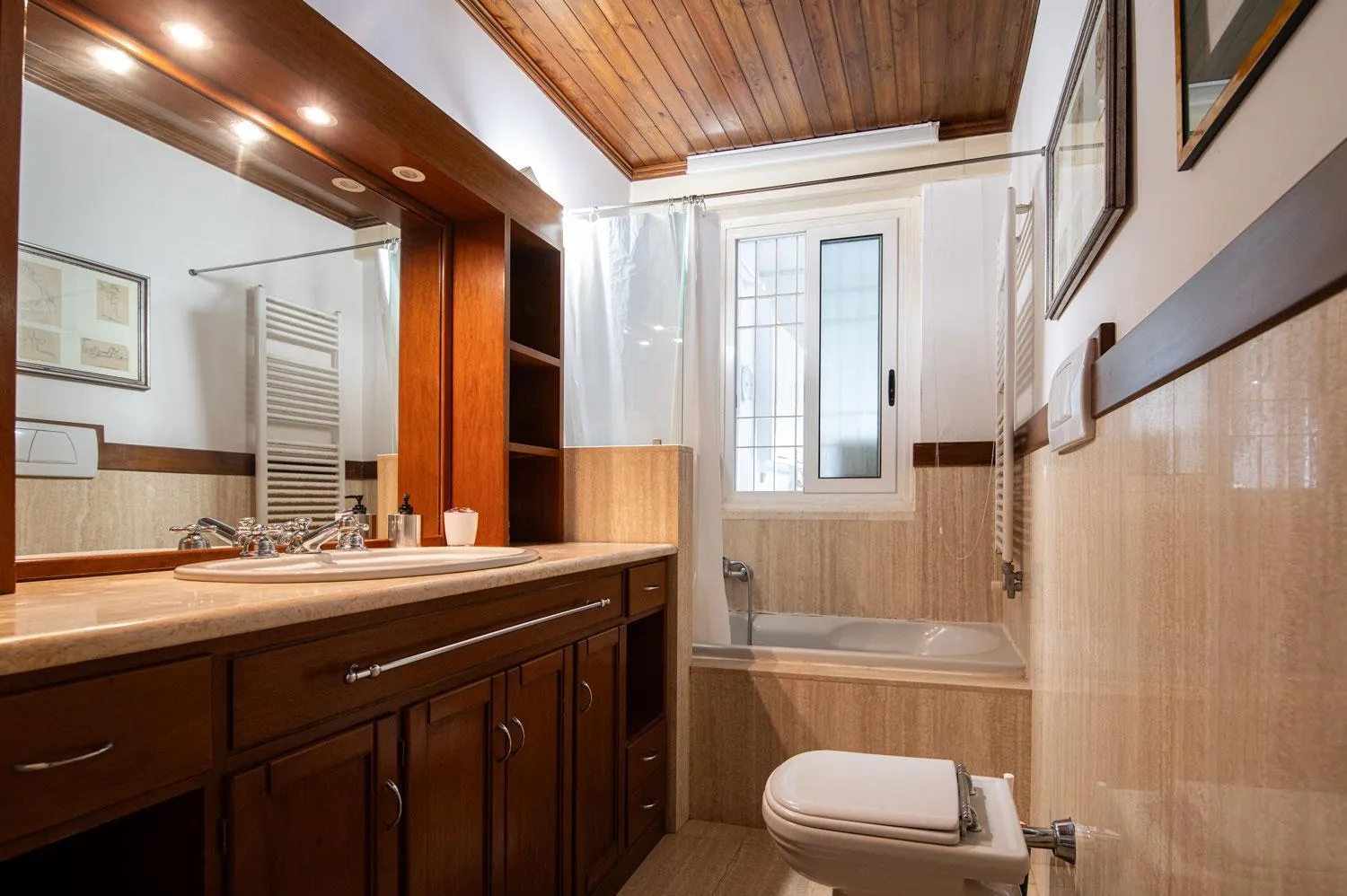 Bathroom in Schipa Apartment