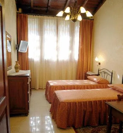 Photo of the whole room, Bed in Monte Tondo Winery