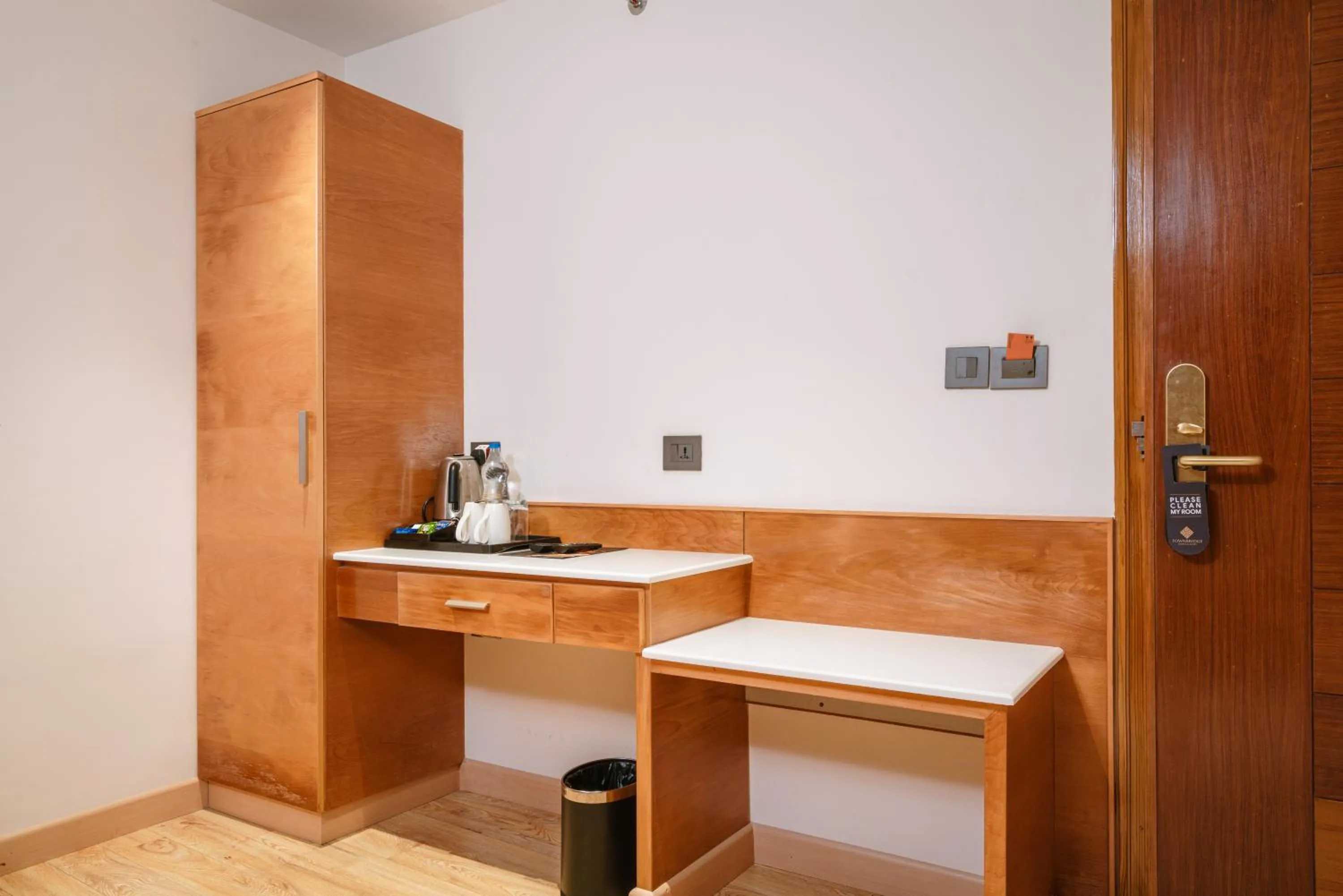 wardrobe in Townbridge Hotels & Suites