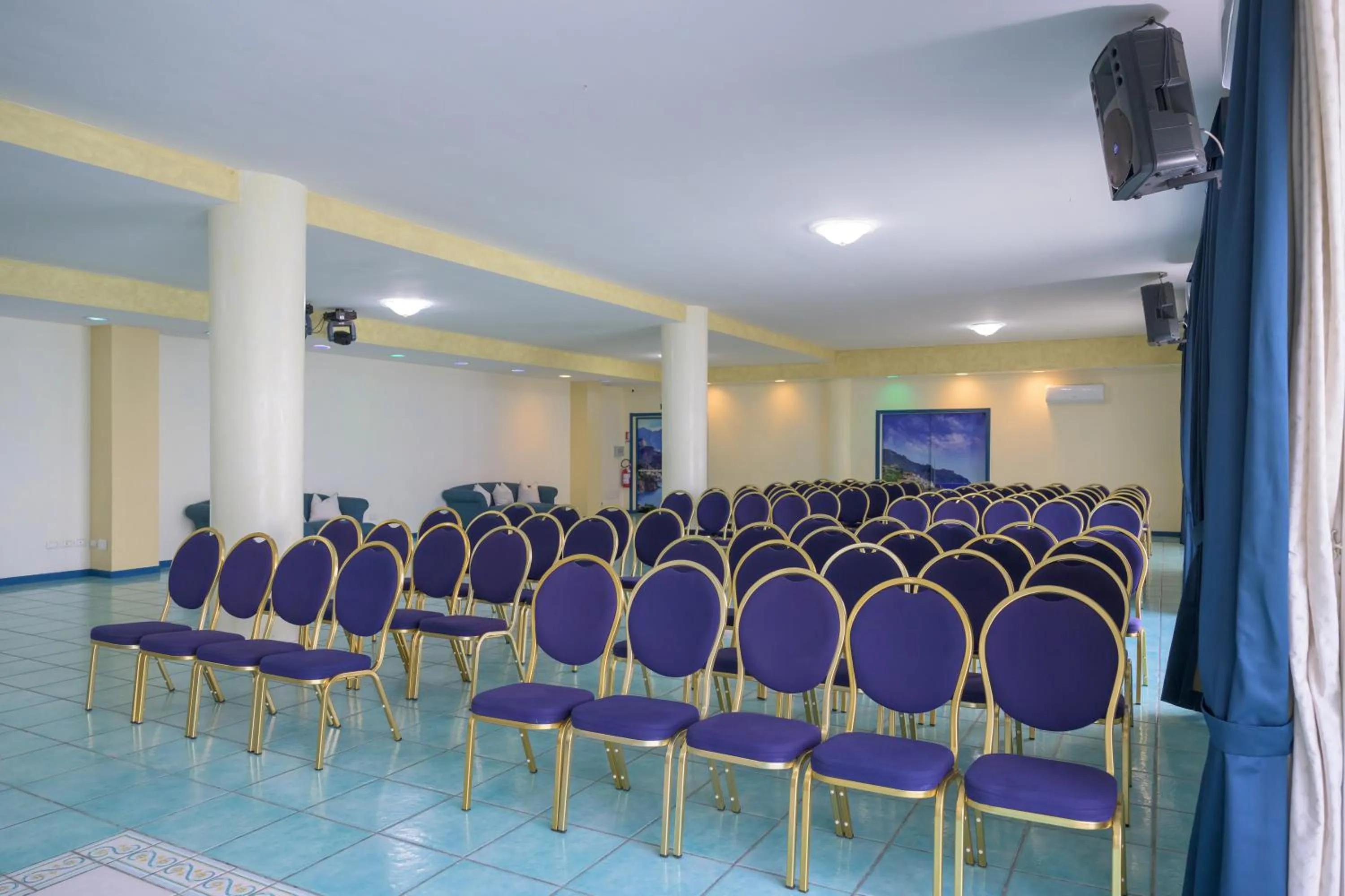 Meeting/conference room in Hotel Centro Congressi Polo Nautico