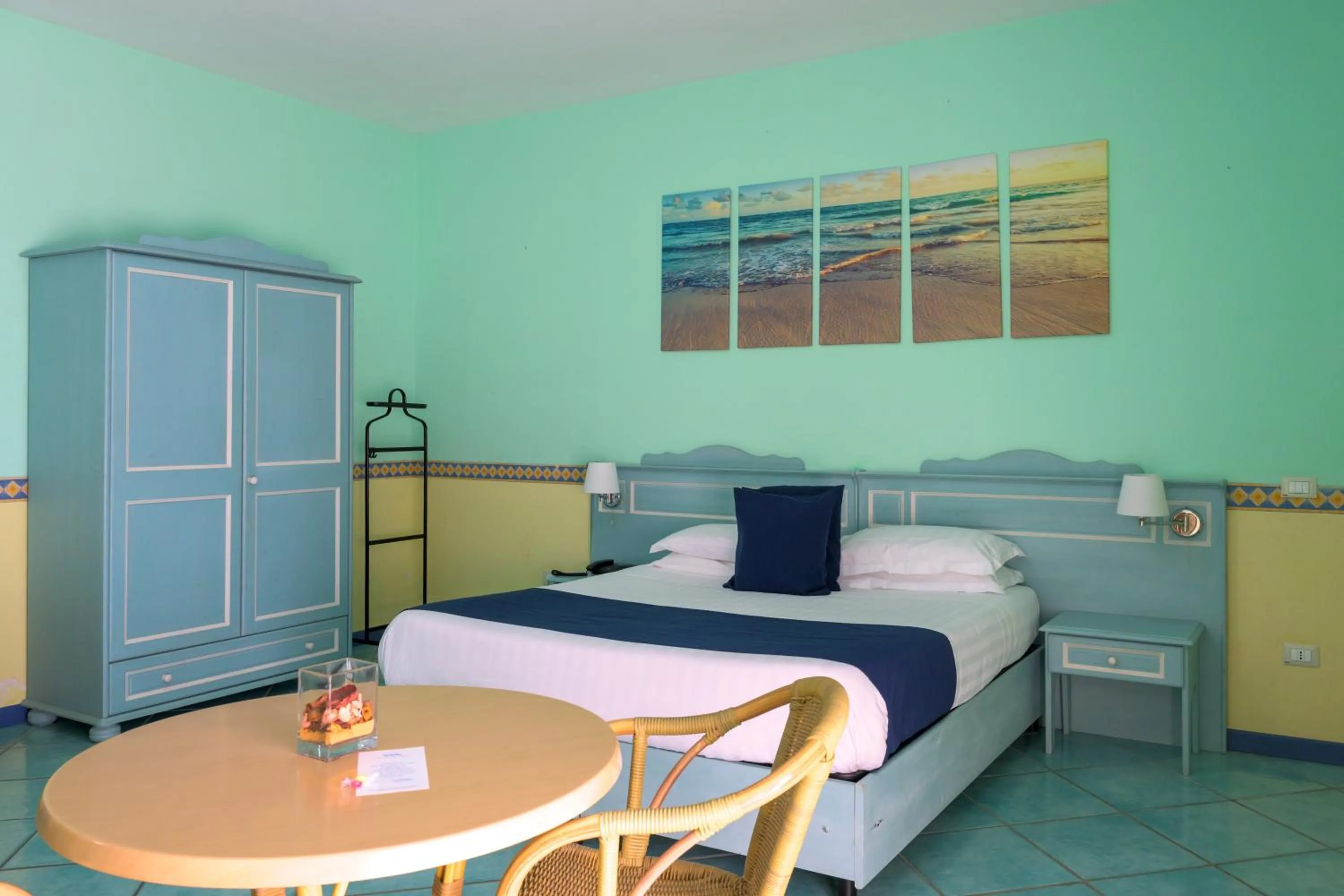 Bedroom, Bed in Hotel Centro Congressi Polo Nautico