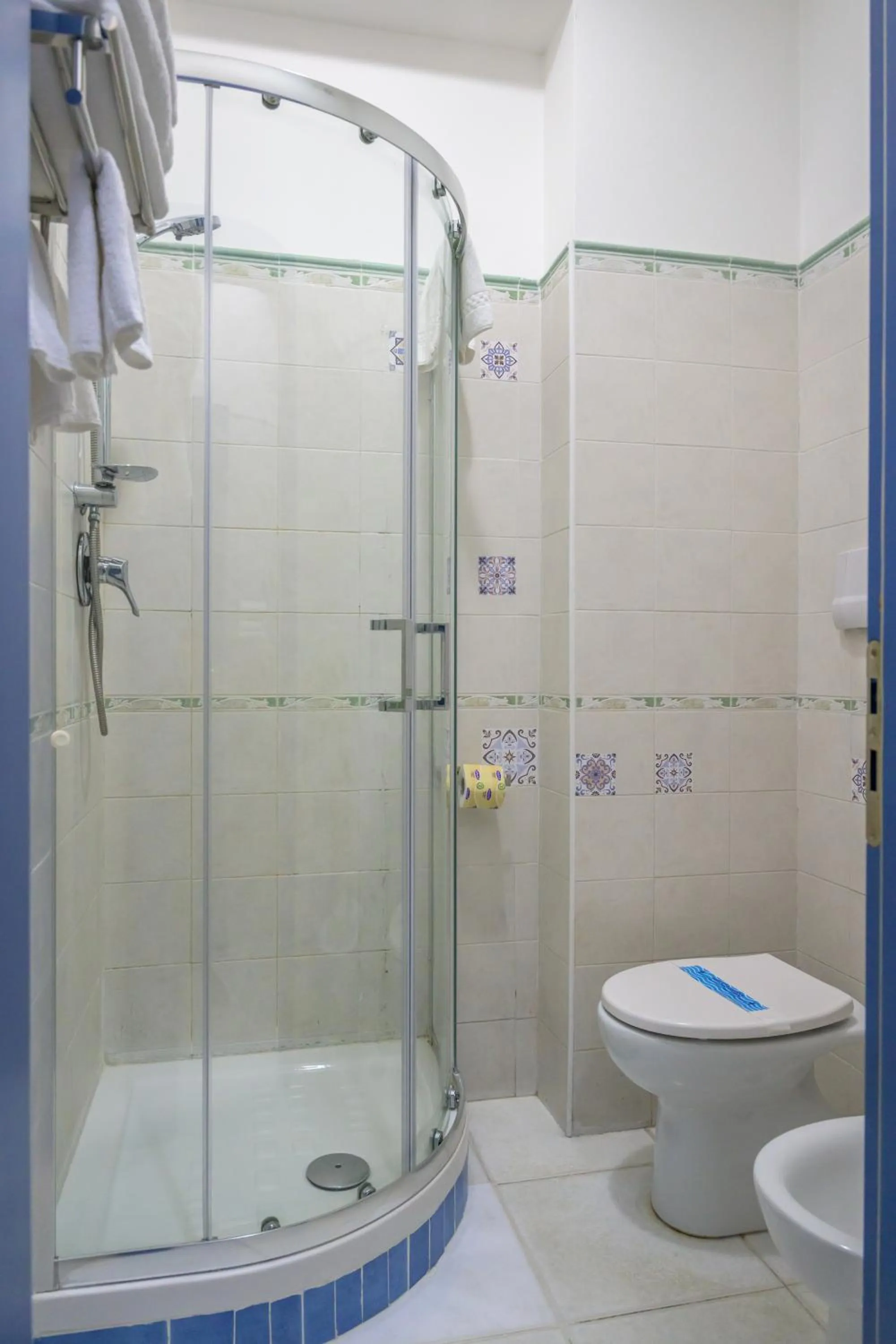 Bedroom in Hotel Centro Congressi Polo Nautico