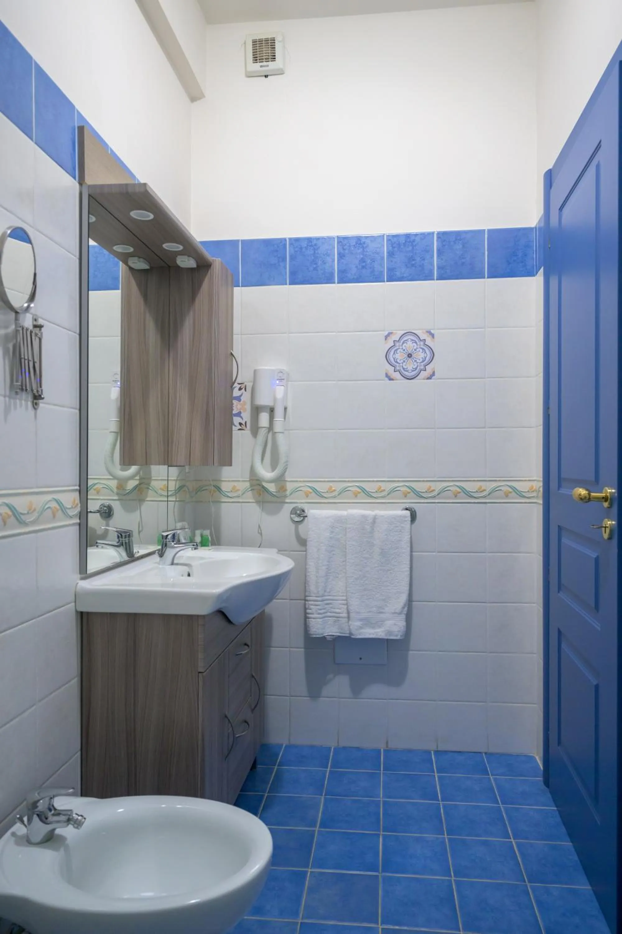 Bedroom in Hotel Centro Congressi Polo Nautico