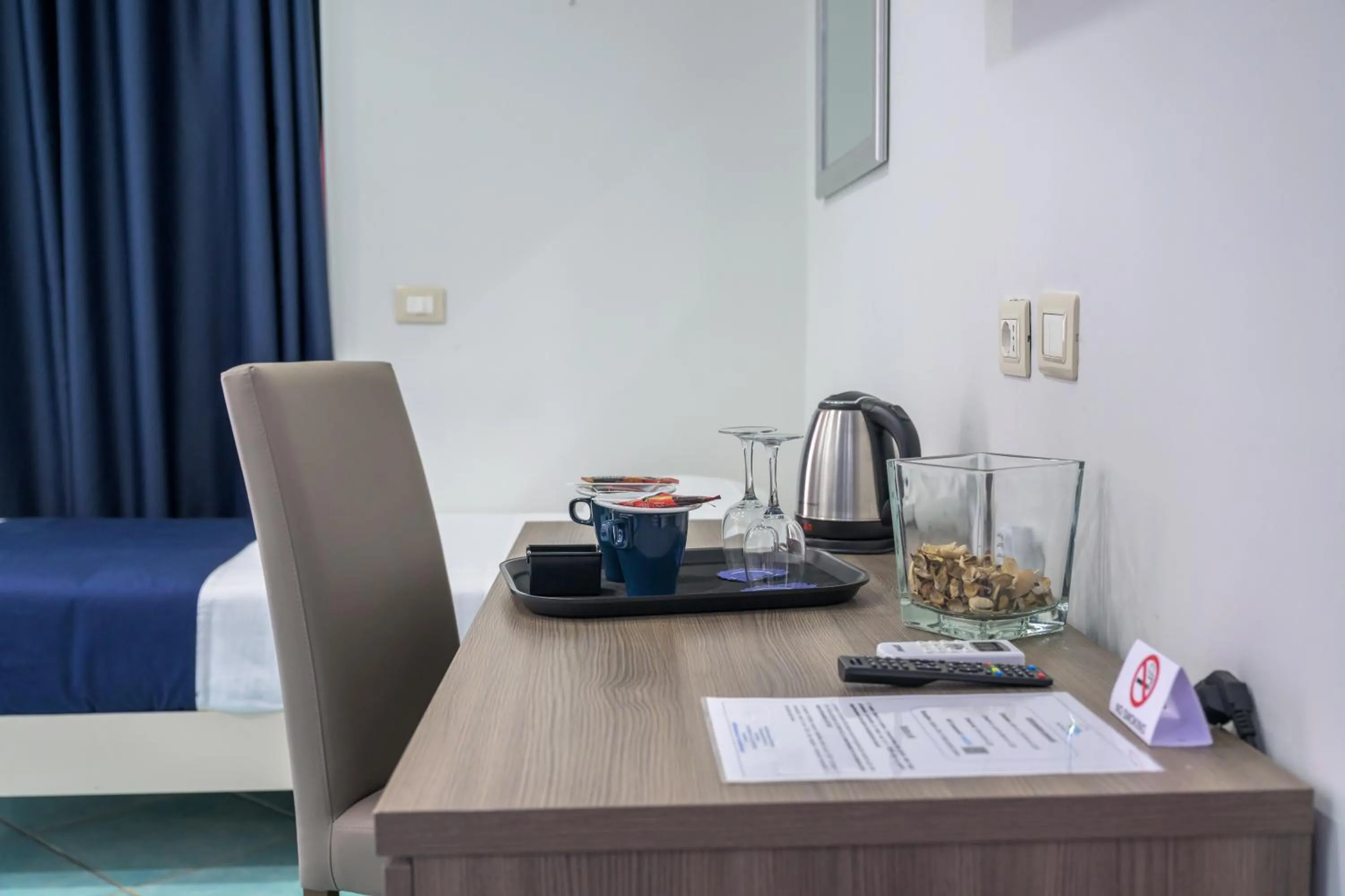 Bedroom in Hotel Centro Congressi Polo Nautico