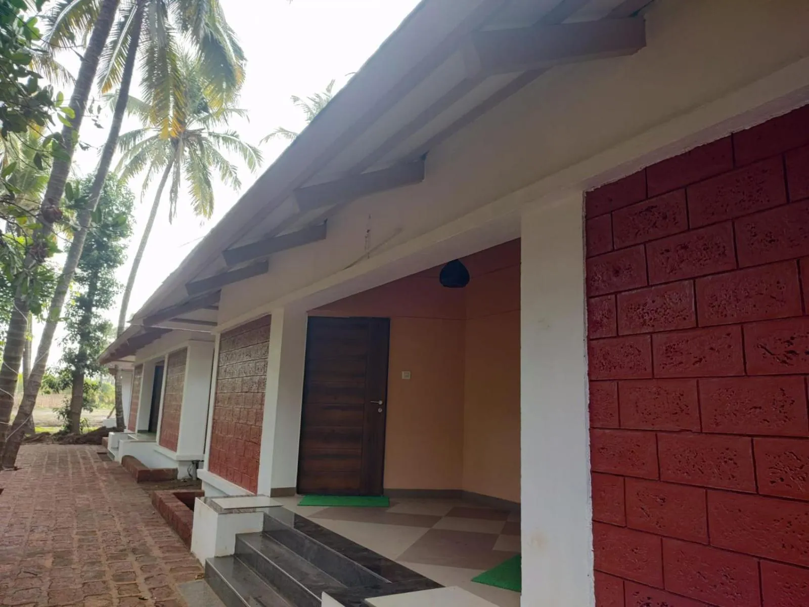Facade/entrance in Cocorico Beach Resort
