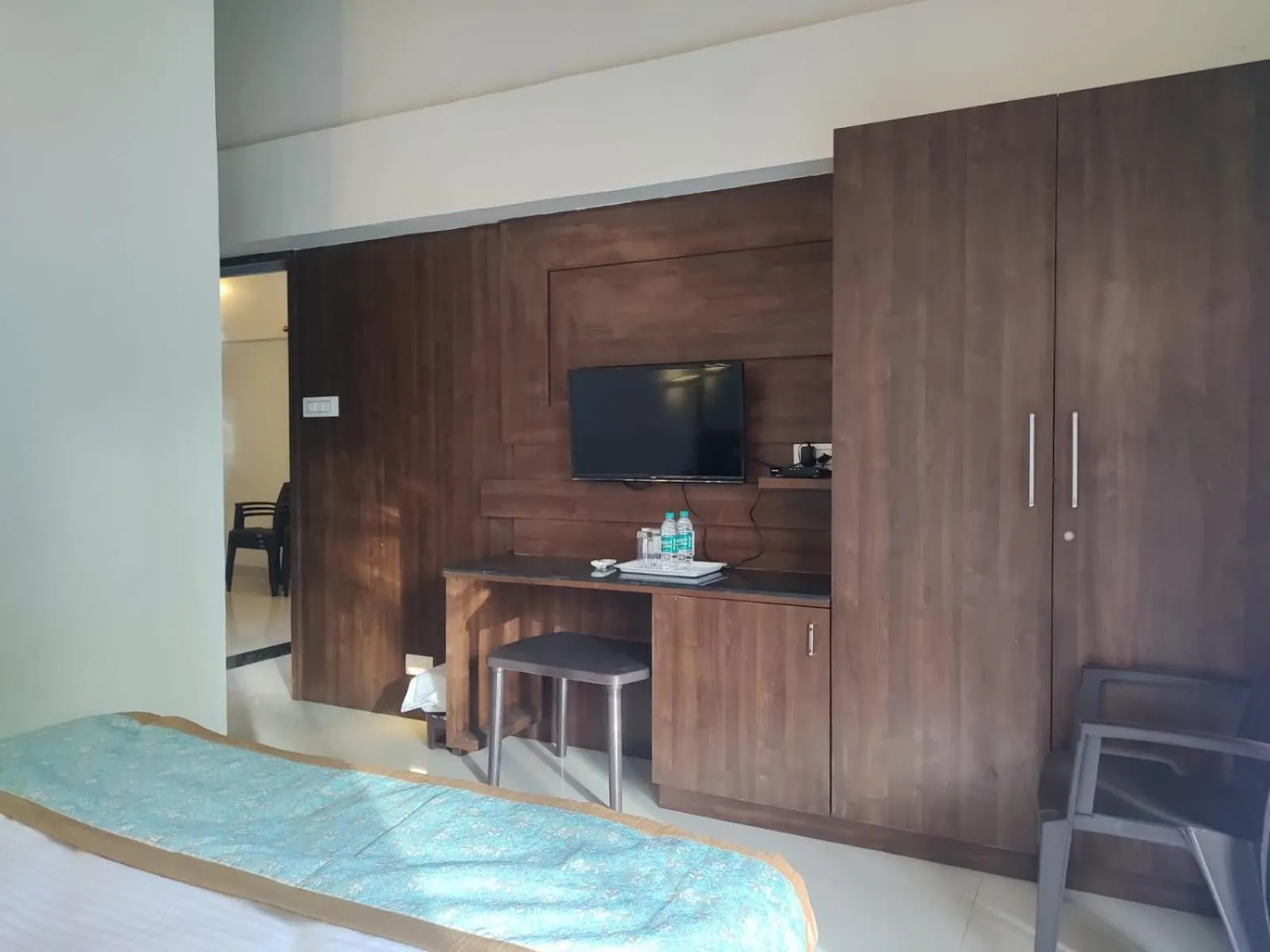 TV and multimedia, Bed in Cocorico Beach Resort