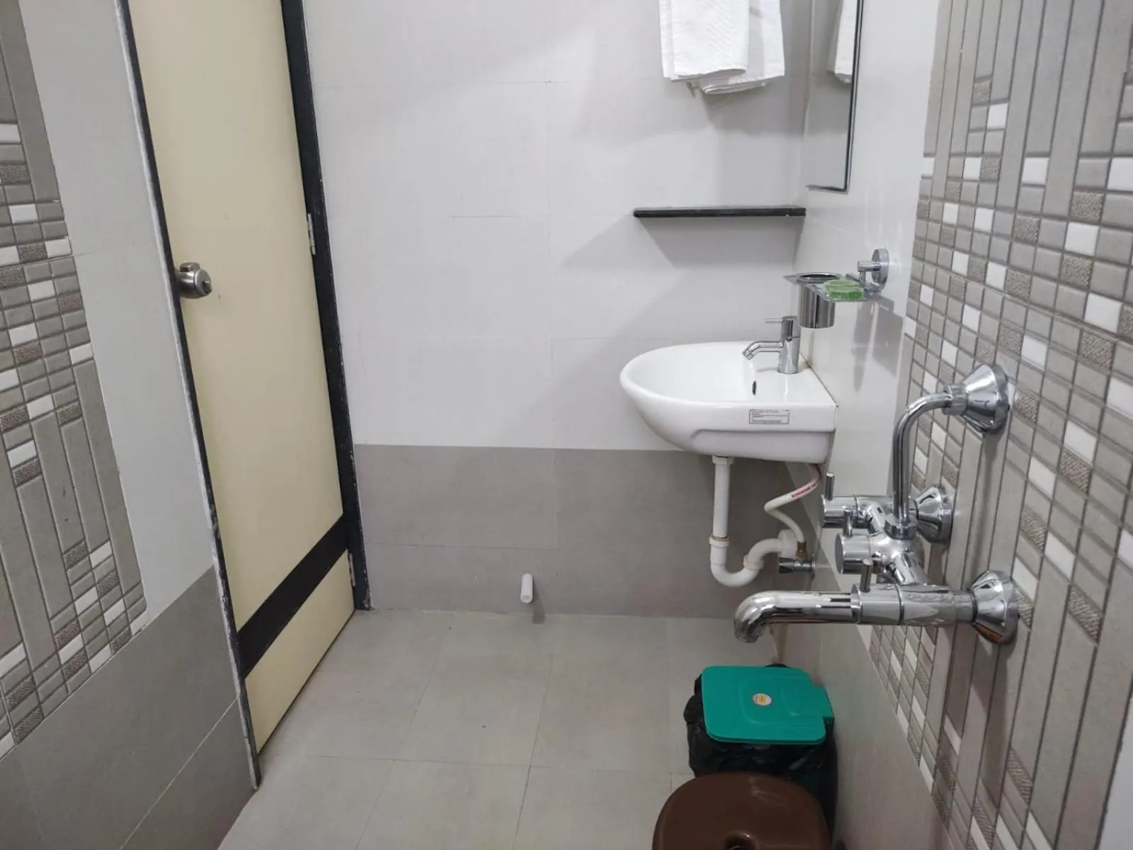 Bathroom in Cocorico Beach Resort