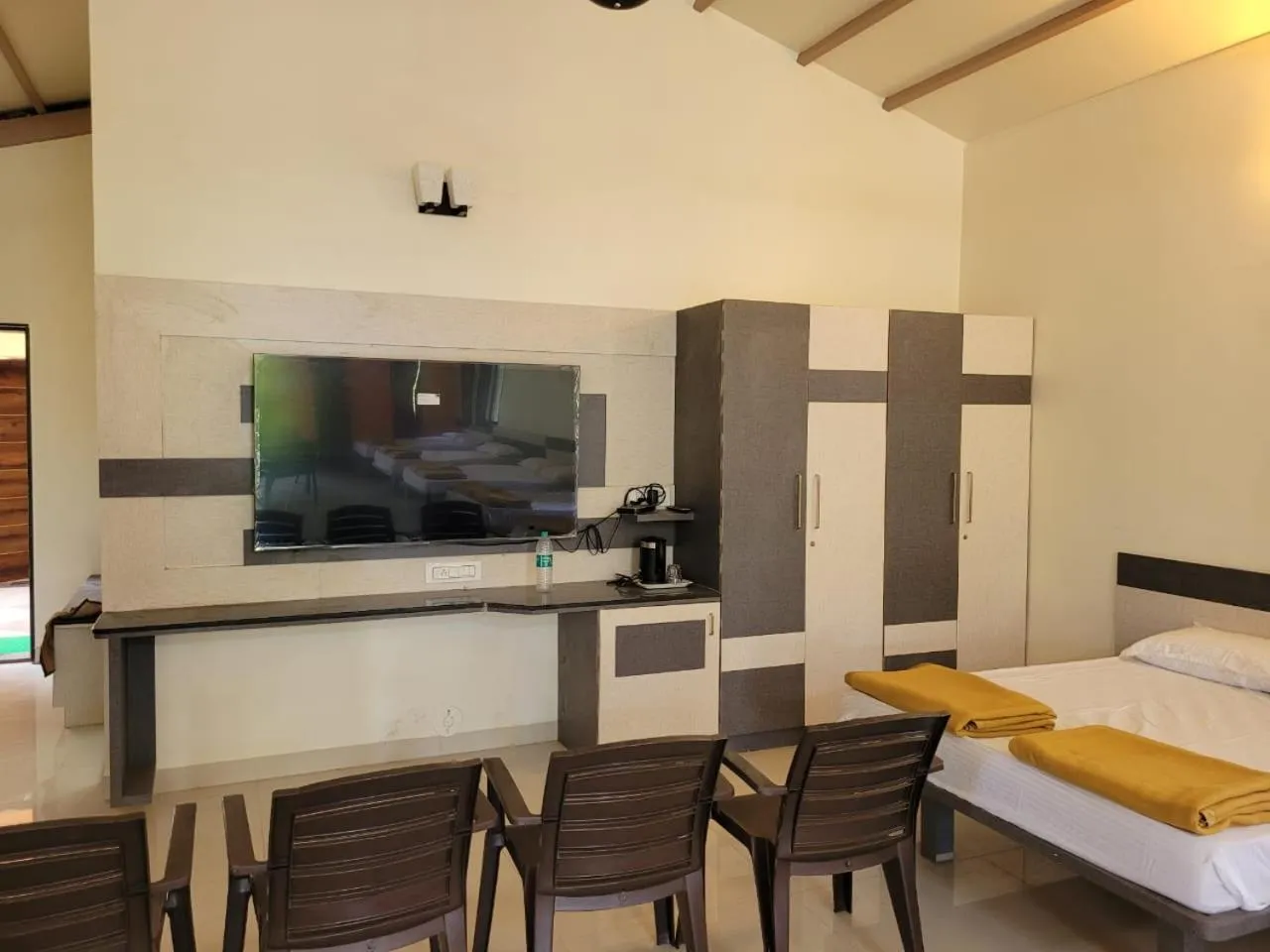 TV and multimedia, Bed in Cocorico Beach Resort