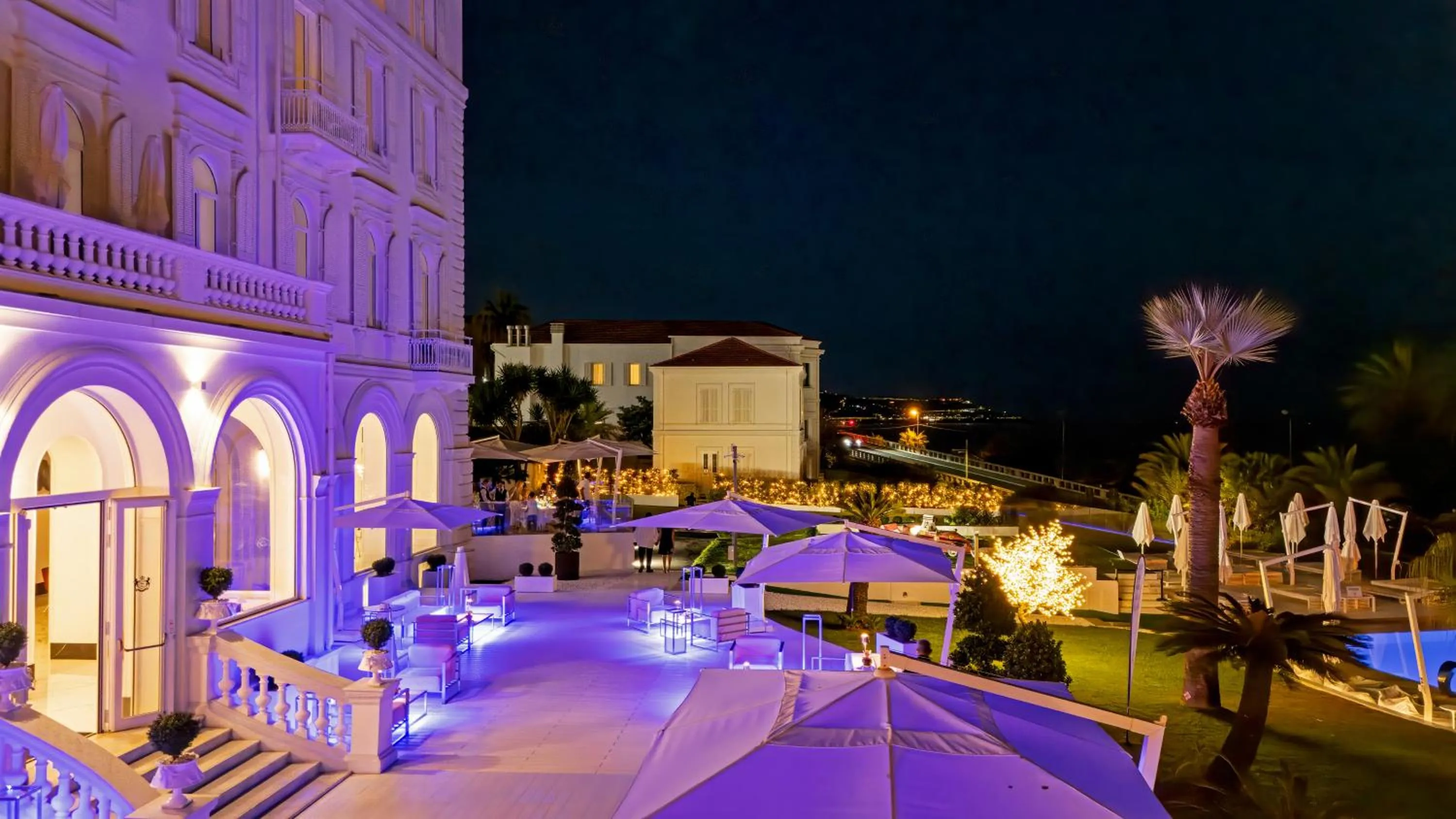 Property building in Miramare The Palace Resort