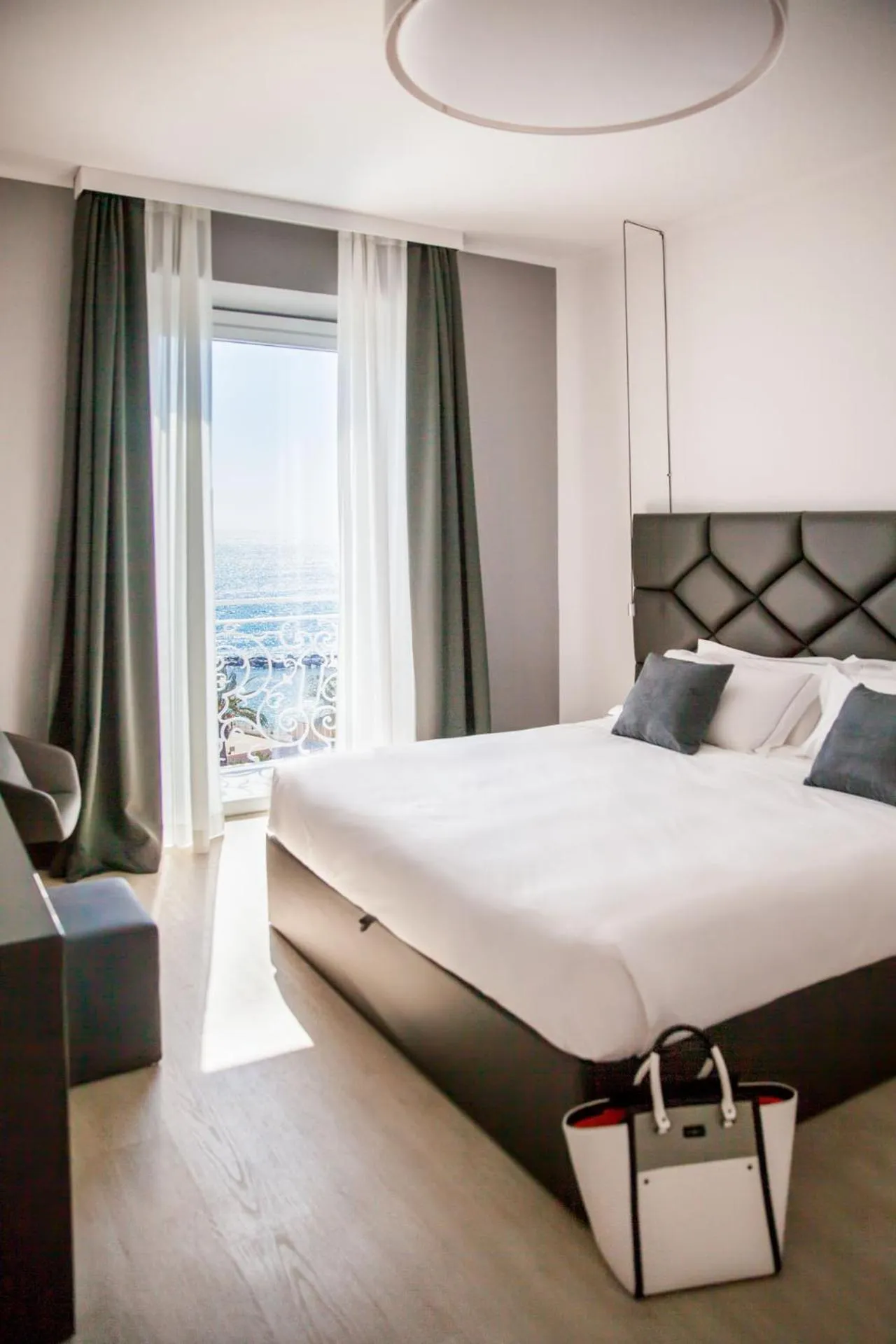 Bed in Miramare The Palace Resort