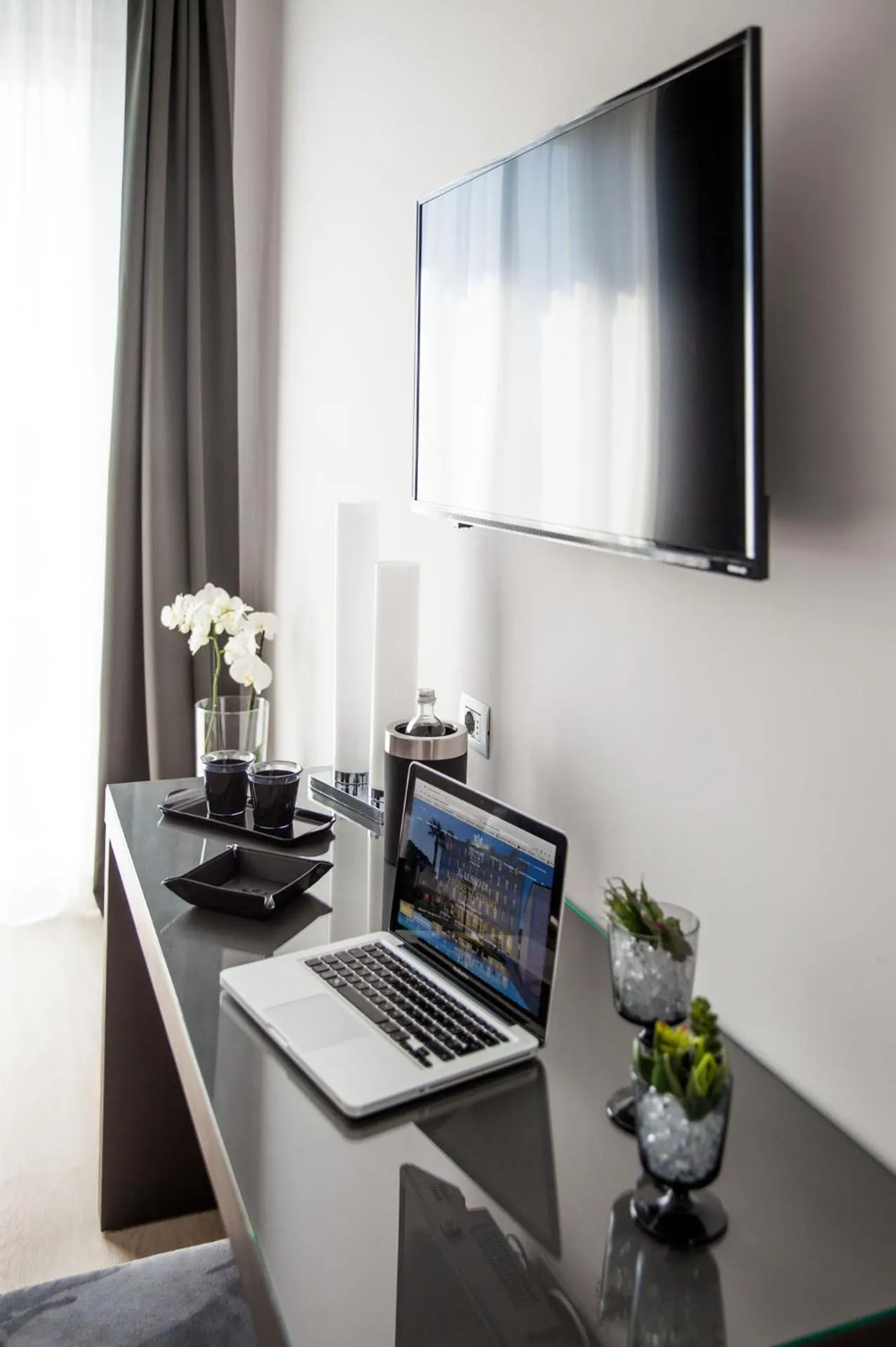 TV and multimedia in Miramare The Palace Resort