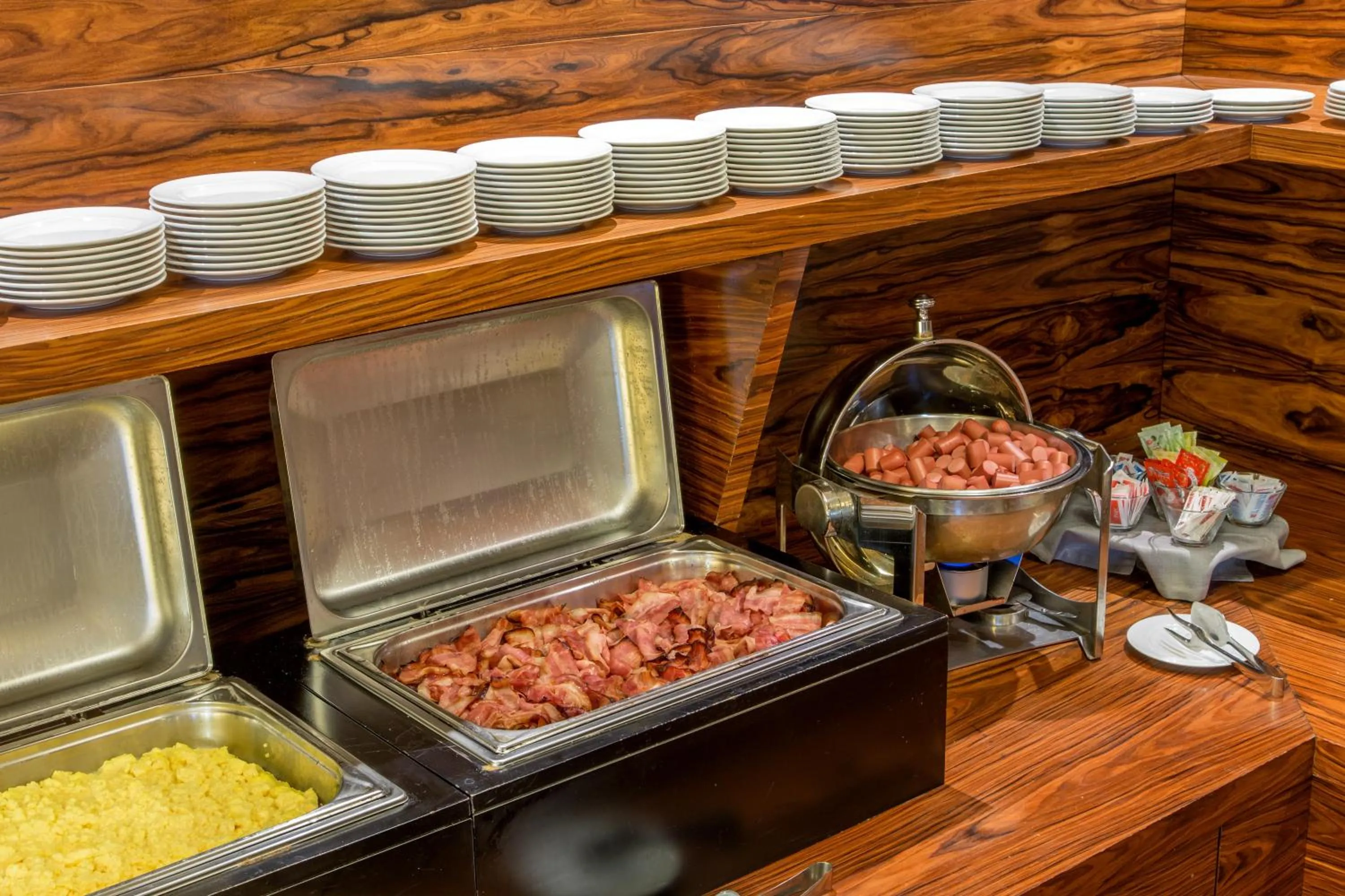 Restaurant/places to eat in Hotel Capannelle Roma