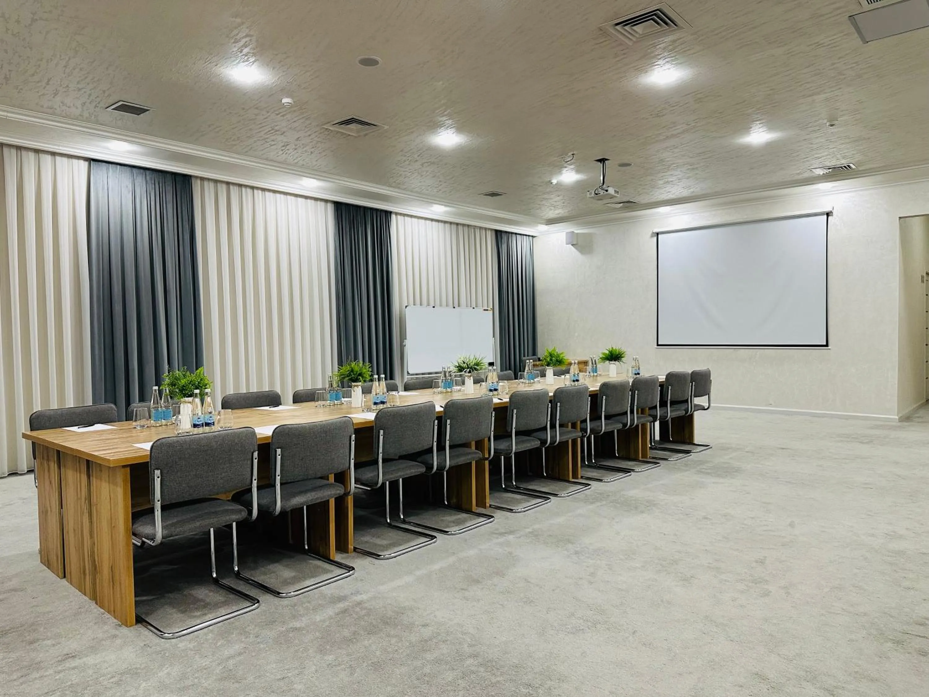 Meeting/conference room in Porto Bello Hotel