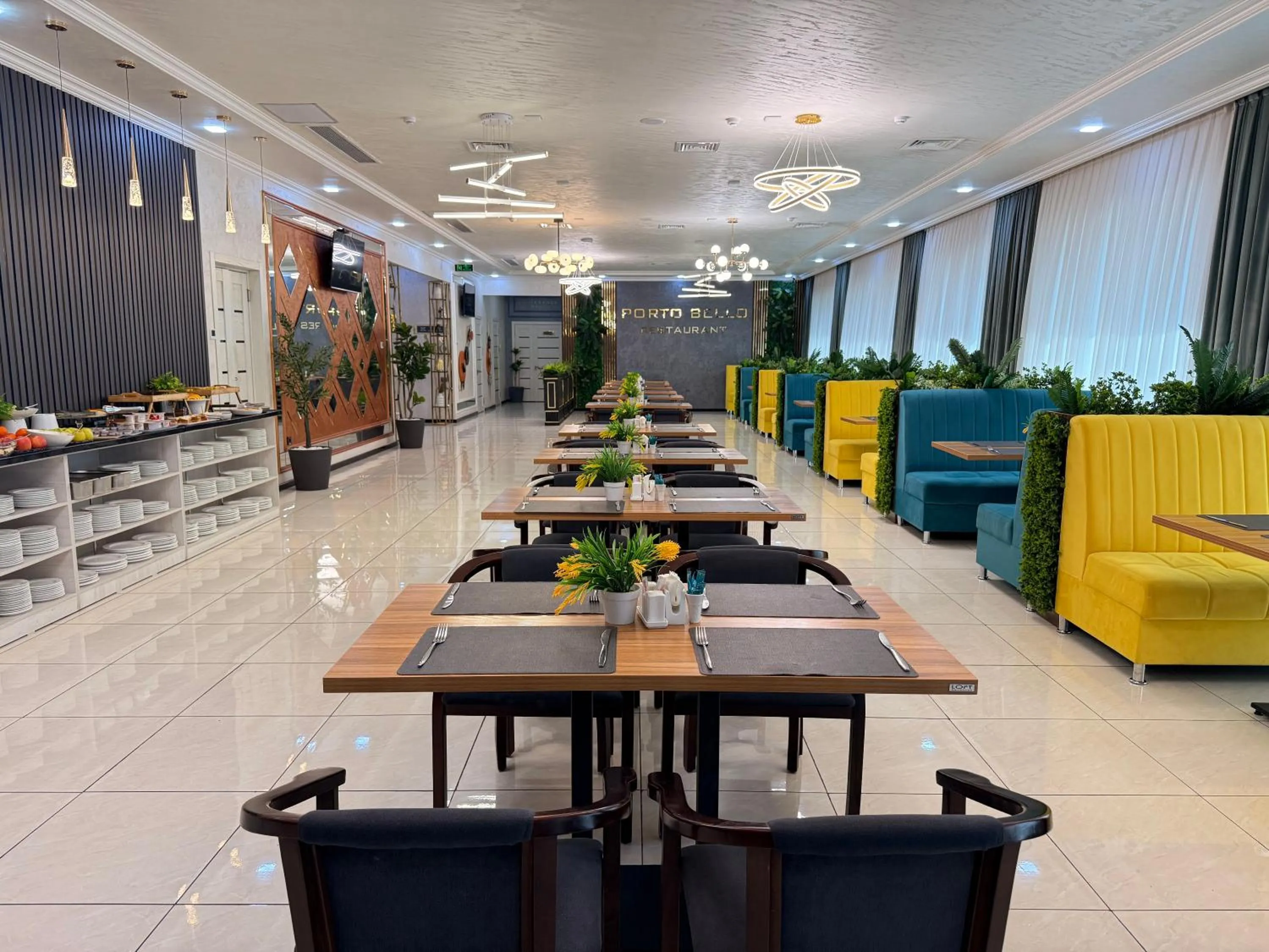 Restaurant/places to eat in Porto Bello Hotel