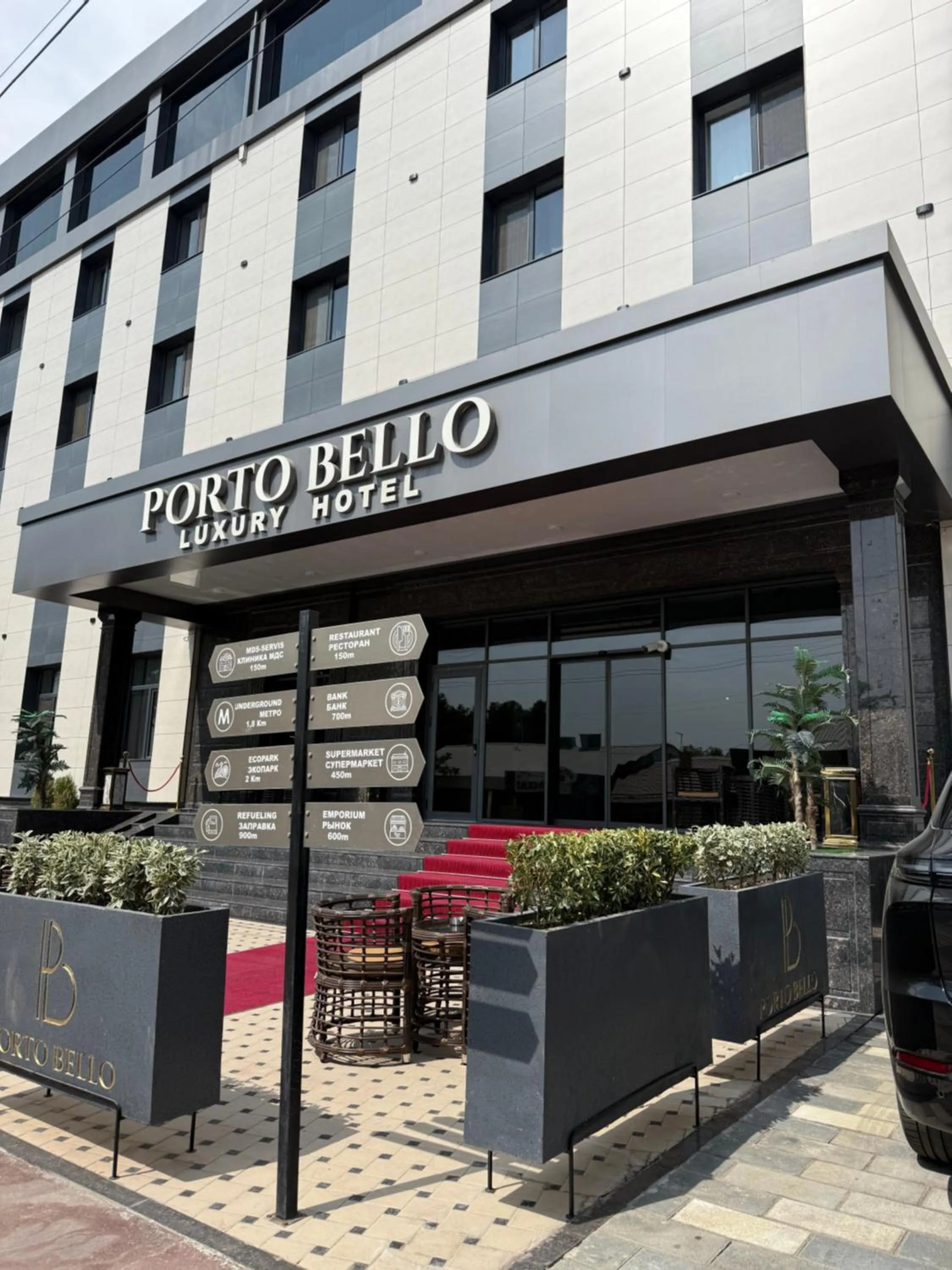 Property building in Porto Bello Hotel