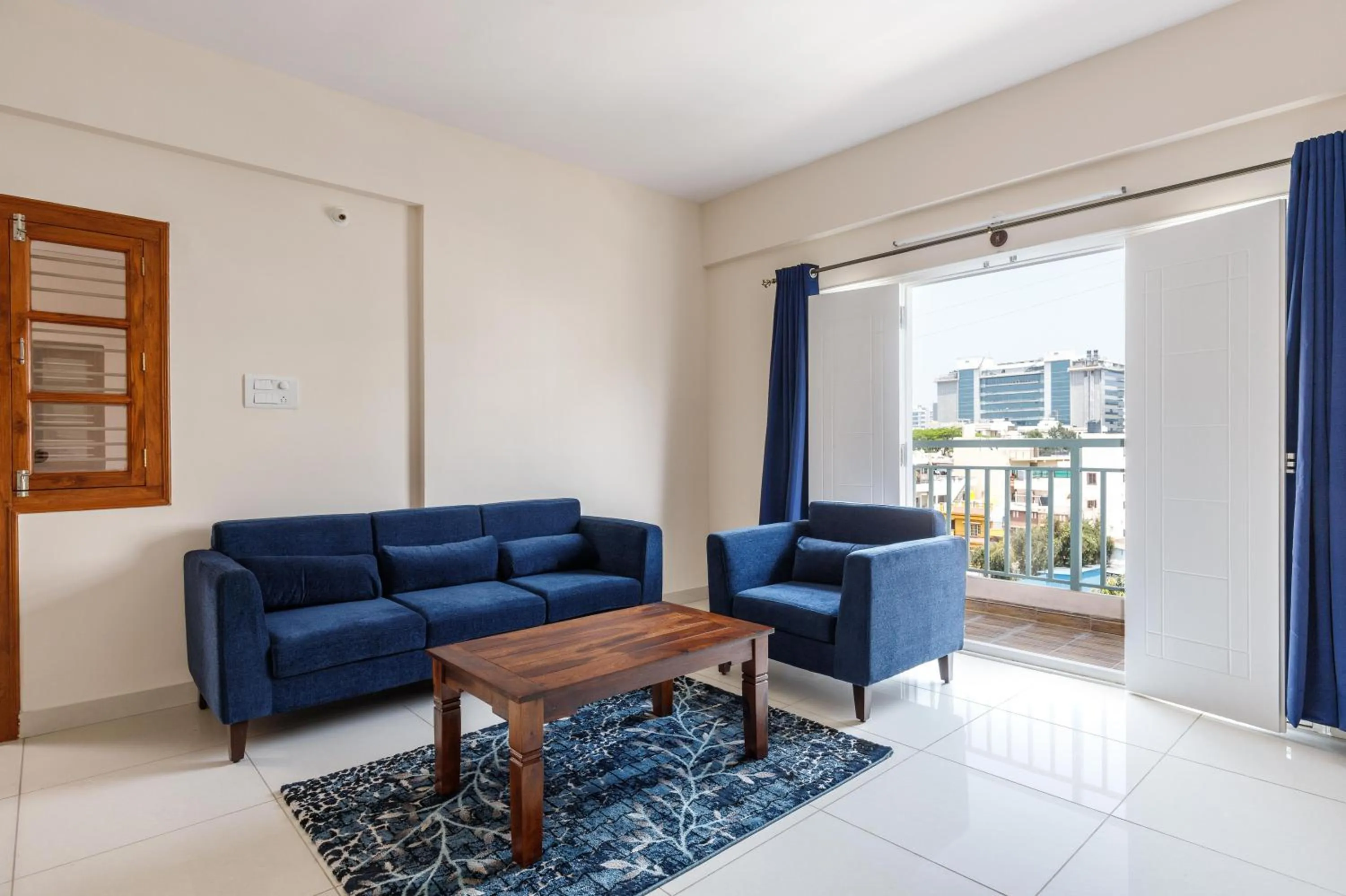 Living room in Pinnacle Serviced Apartments