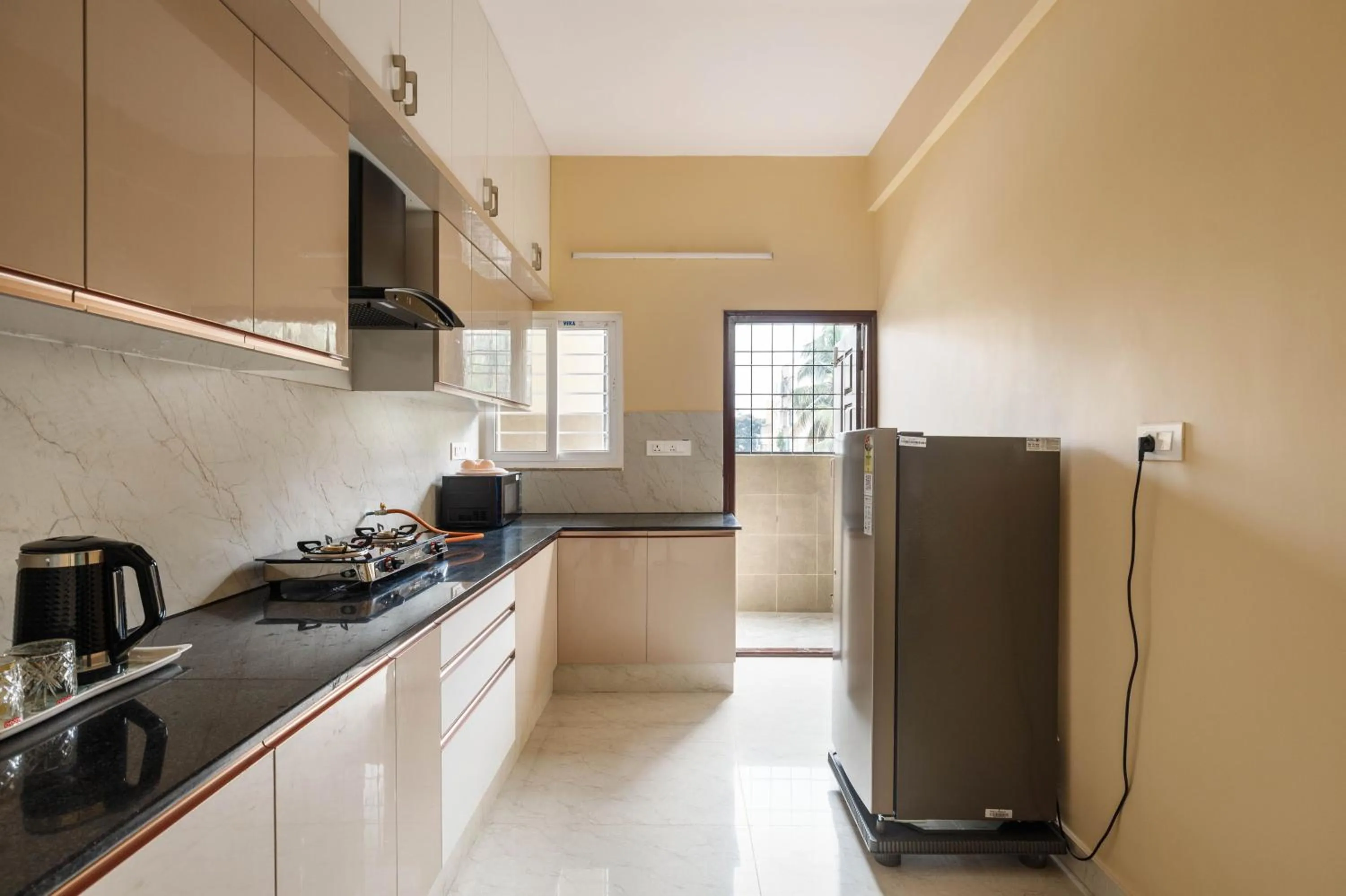 kitchen in Pinnacle Serviced Apartments