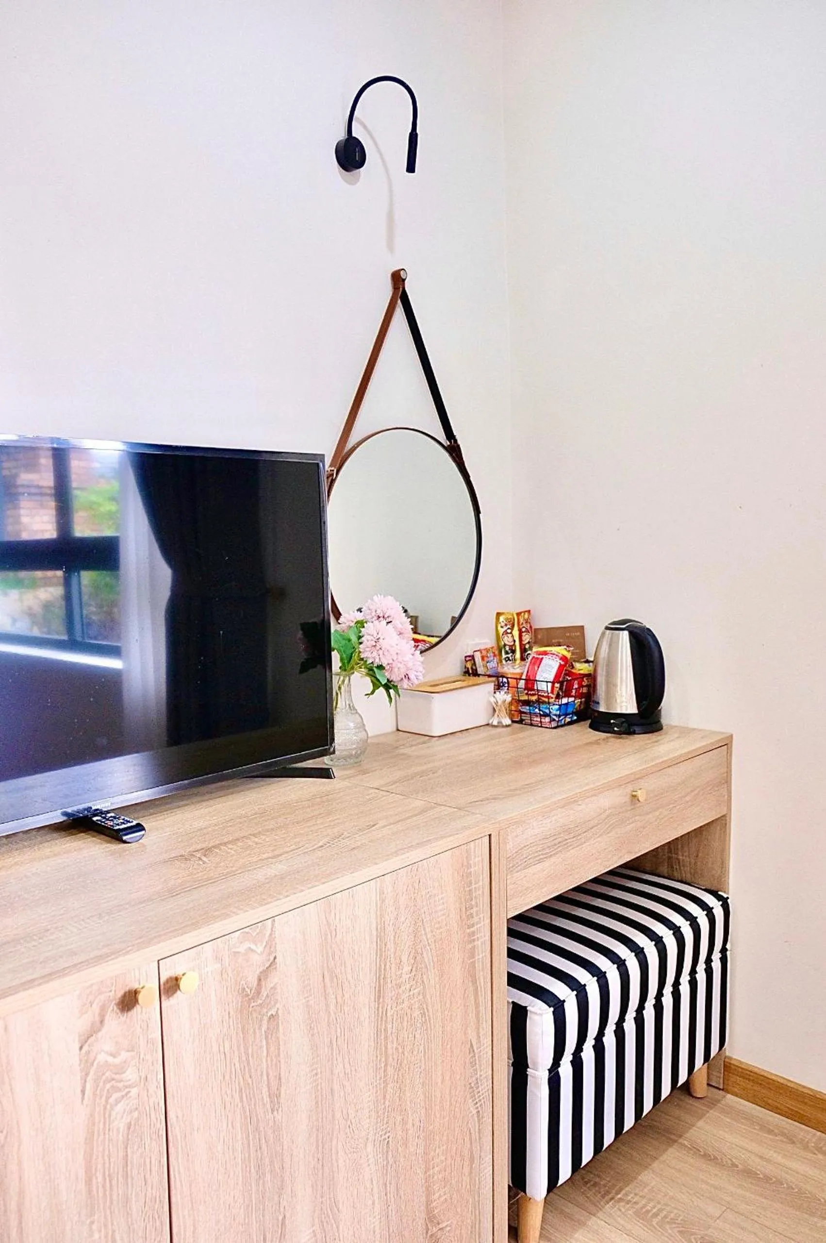 TV and multimedia in De La Sol Villa Dalat