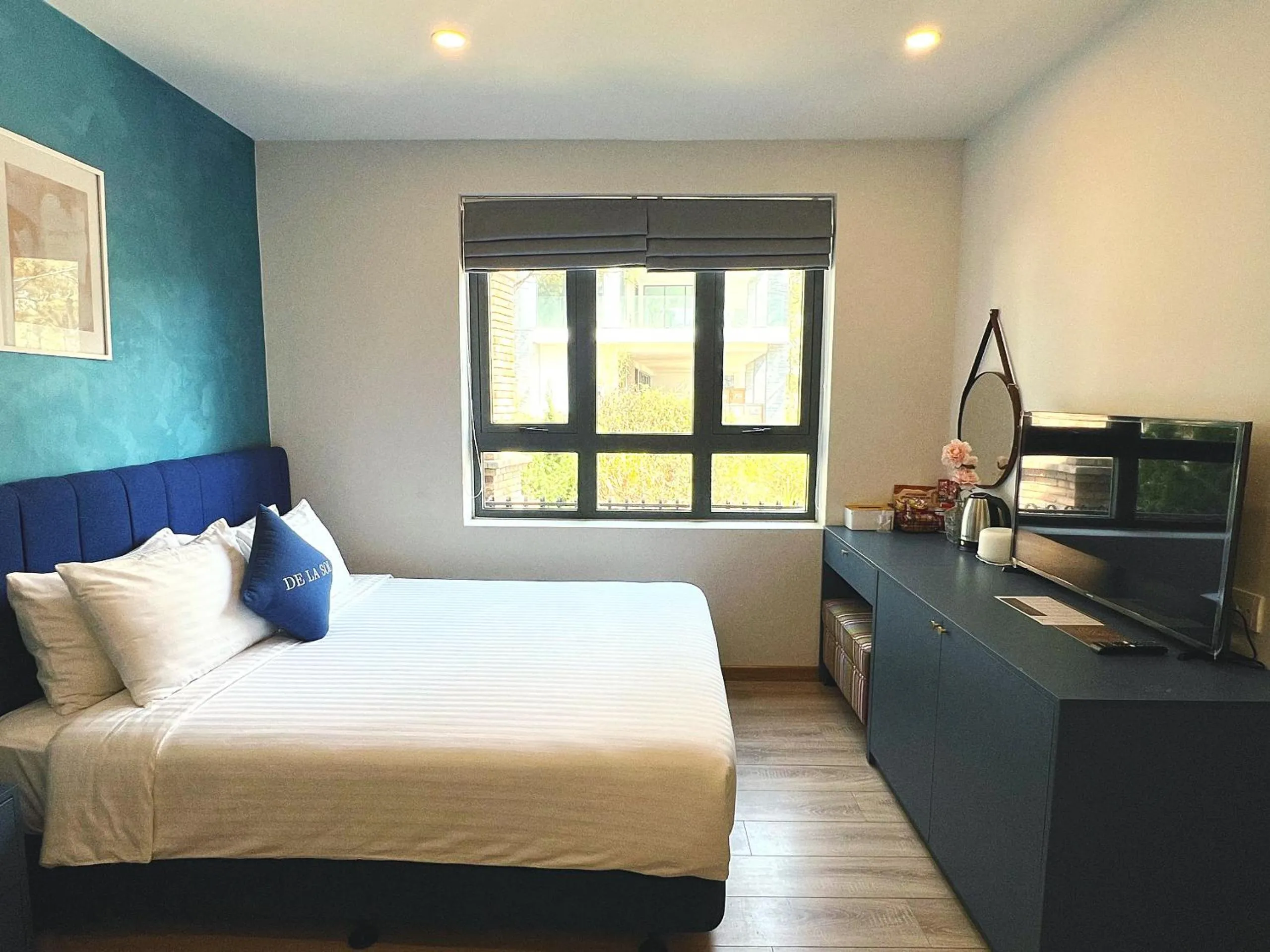 Bed in De La Sol Villa Dalat