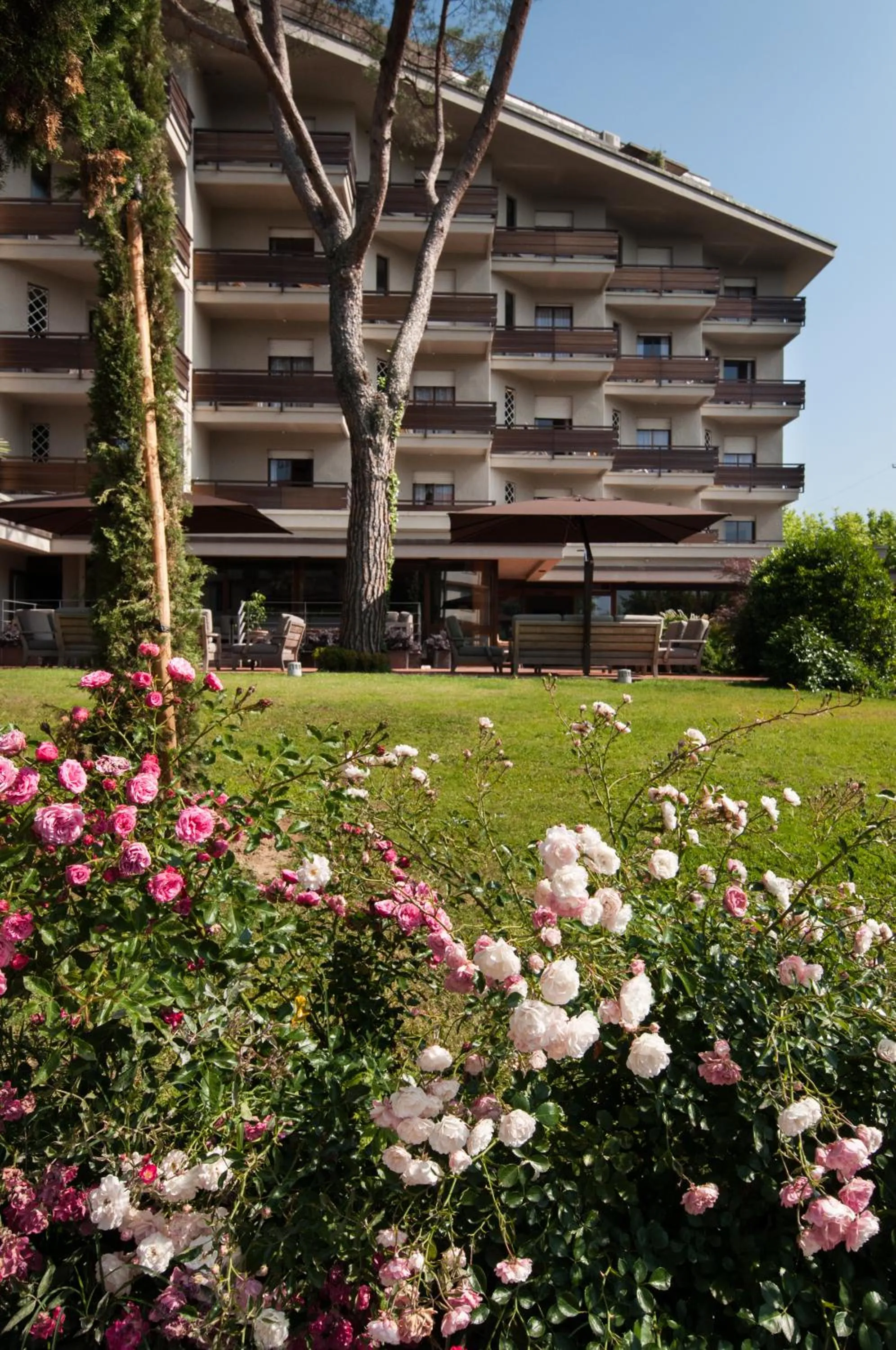 Patio in Hotel Michelangelo & Day SPA
